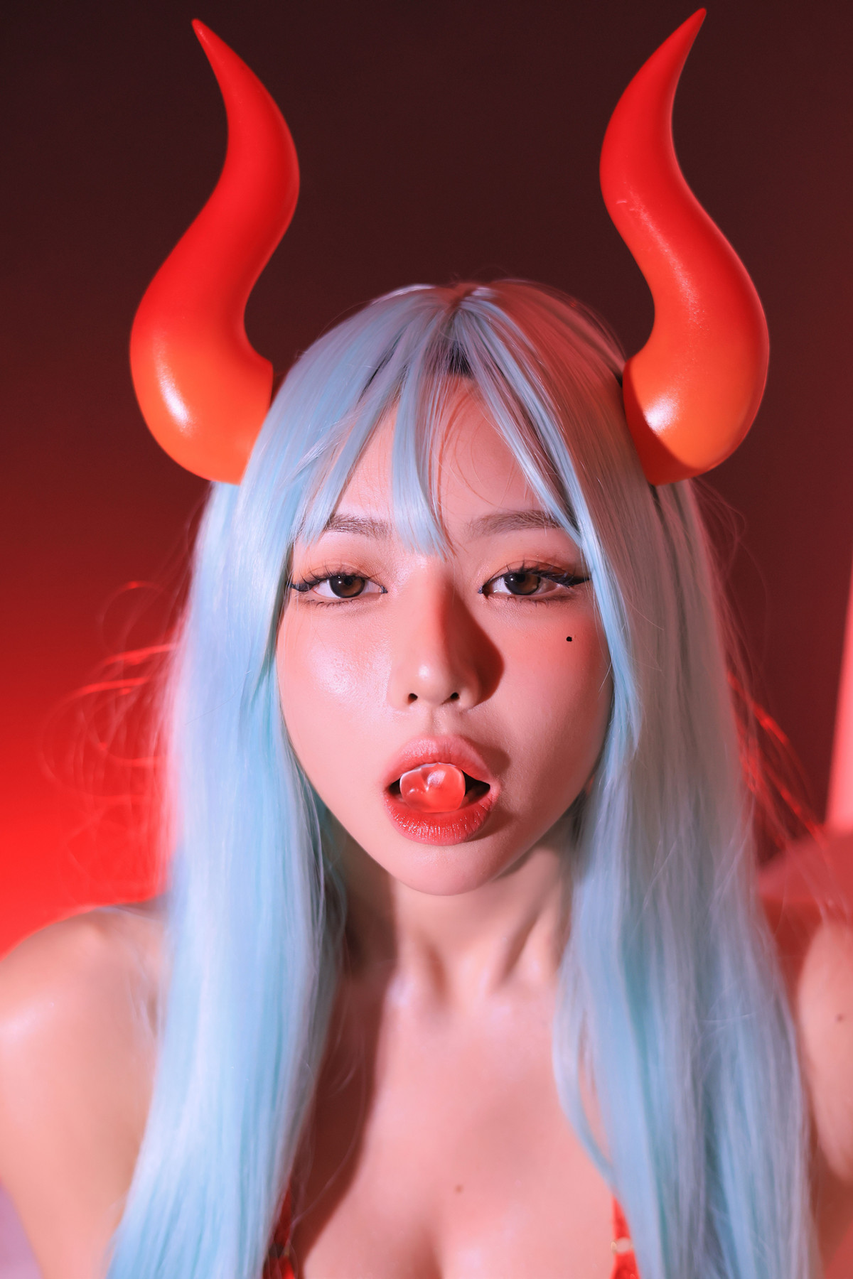 Dongeuran 동그란, PhotoBook 「Red Succubus」 Set.04の写真 47