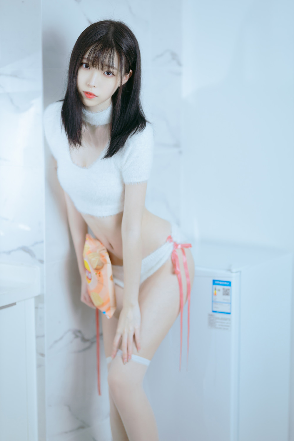 Cosplay 许岚LAN – 纯欲毛衣の写真 2