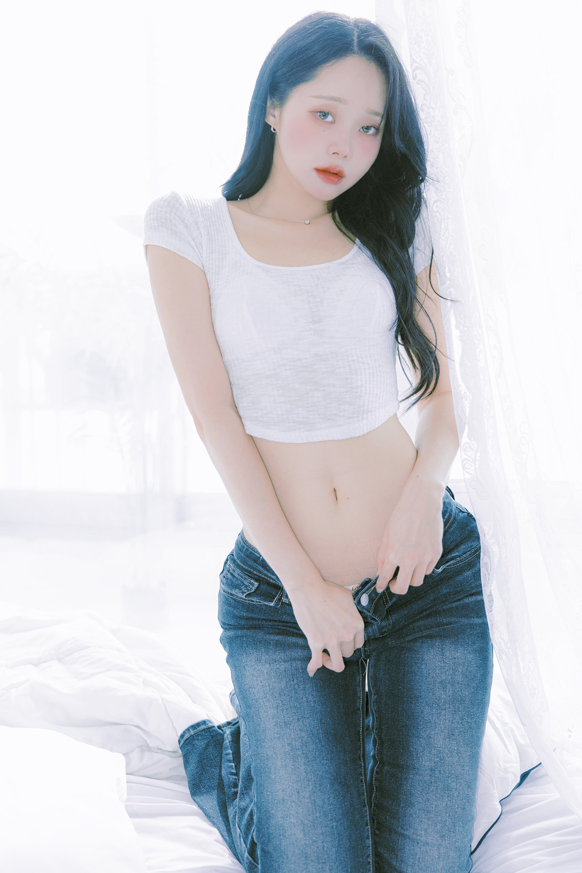 Inah 이나, PhotoBook 「Blooming Day」 Set.01の写真 5
