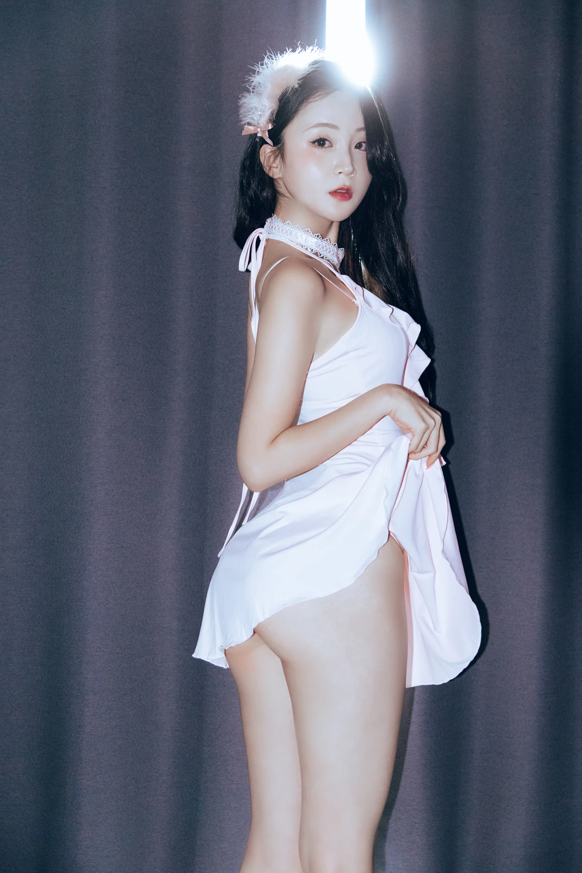Hanseul 한슬, PhotoBook 「Black Swan」 Set.01の写真 3