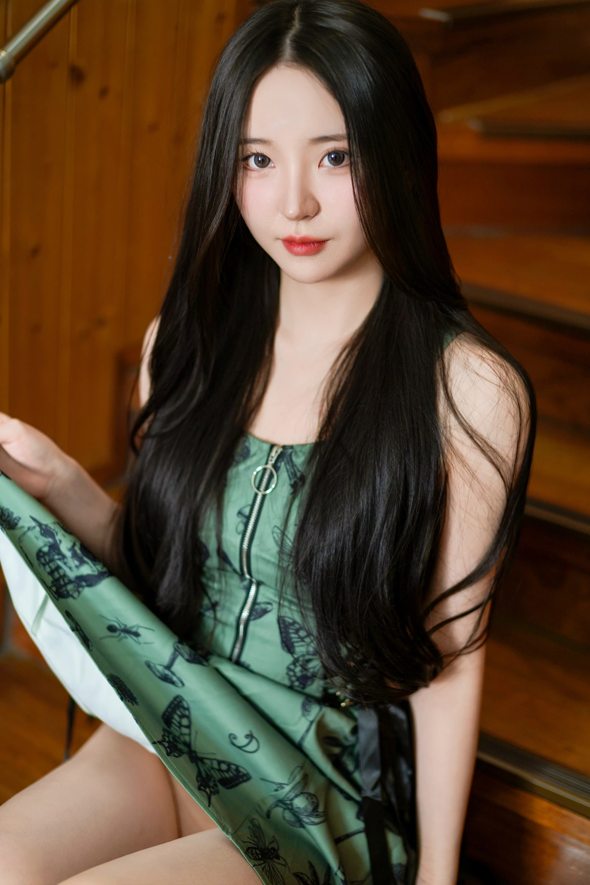Yeolmu 열무, PhotoBook 「Pose On The Stairs And The Sink」の写真 7