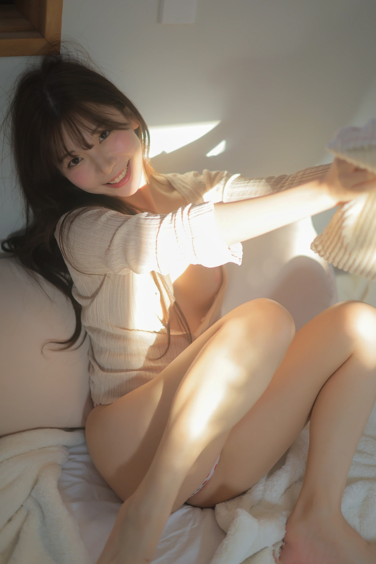 Leeesovely 쏘블리, PhotoBook 「Warm Afternoon Sun」 Set.02の写真 31