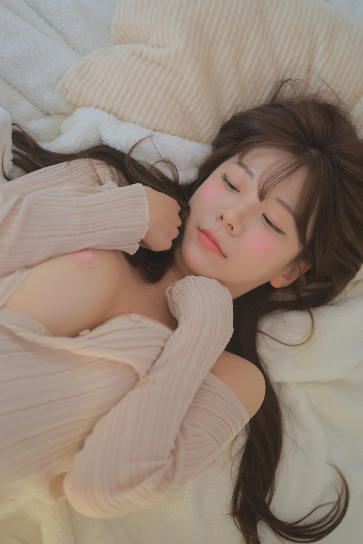 Leeesovely 쏘블리, PhotoBook 「Warm Afternoon Sun」 Set.03