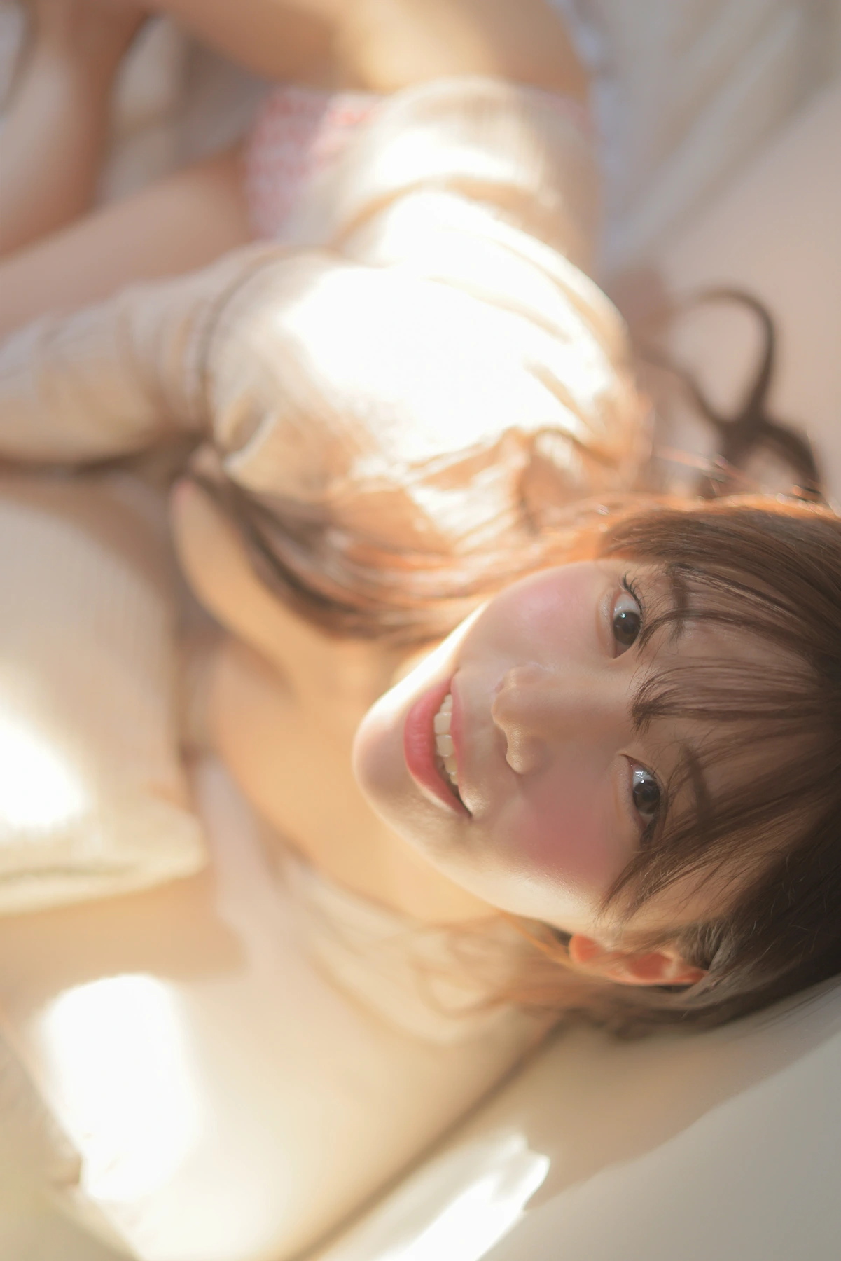 Leeesovely 쏘블리, PhotoBook 「Warm Afternoon Sun」 Set.03の写真 21