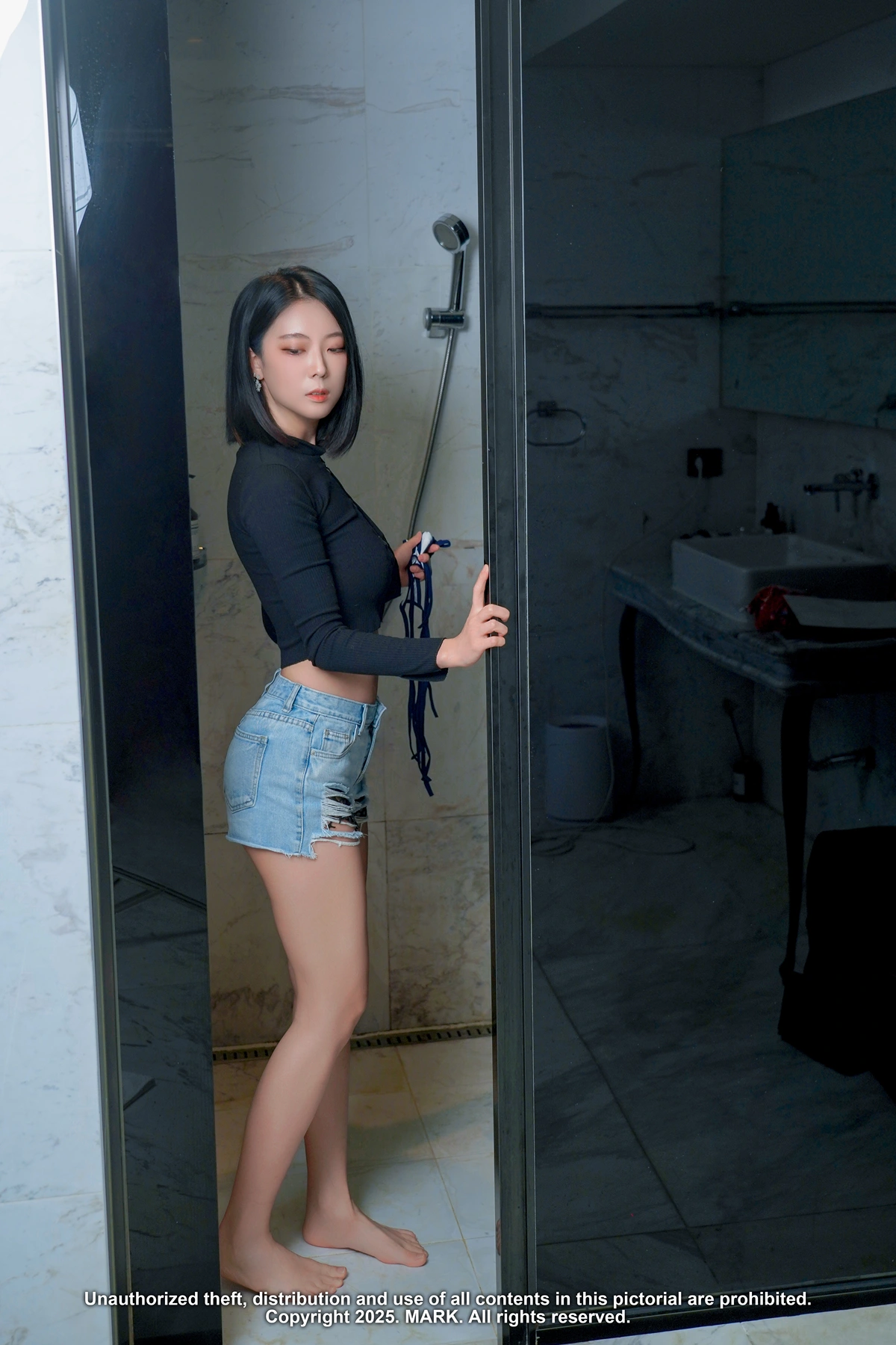 Mona 모나, MARK Photobook 「X Audition」 Set.02の写真 12