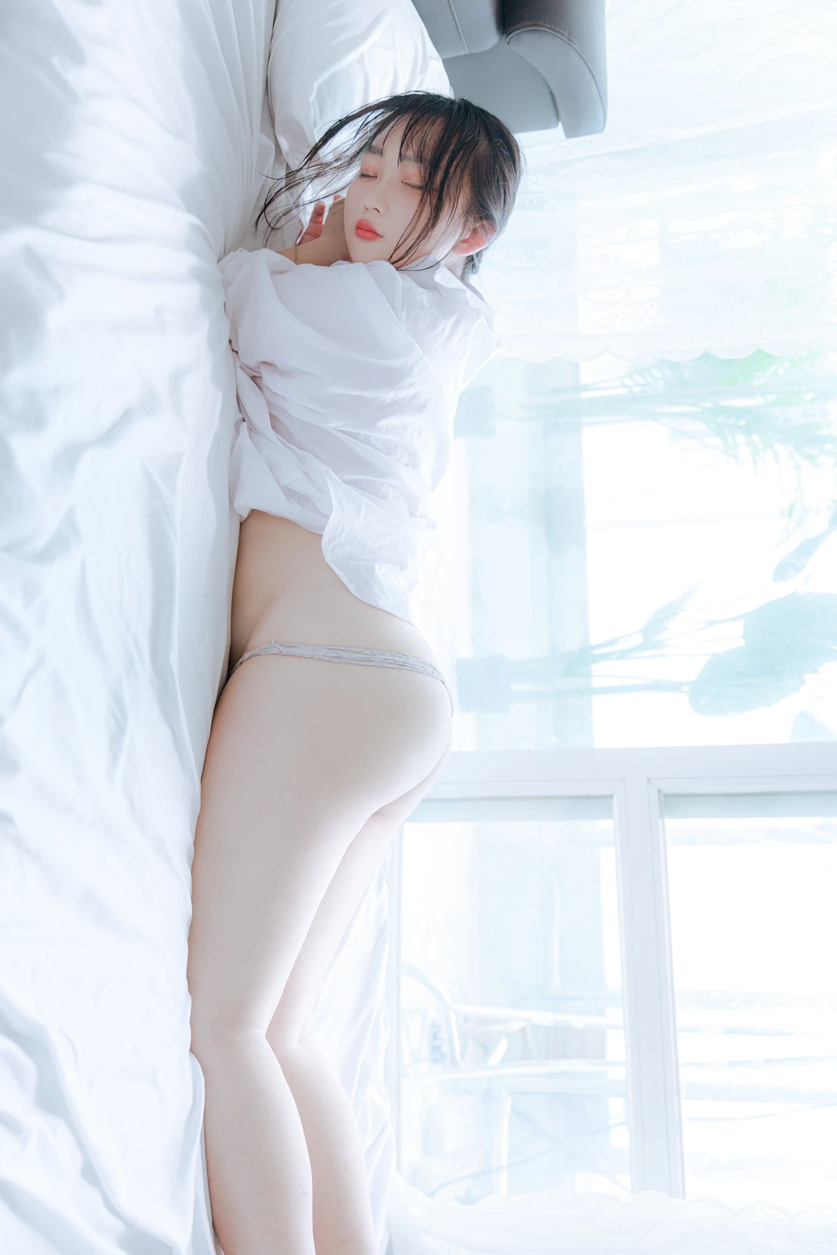 Mozzi 모찌, Photobook 「A Wet Day」の写真 49