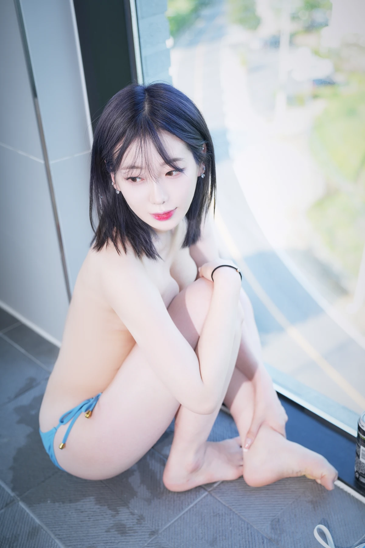 YeEun 예은, Photobook 「Pulvilla」の写真 28