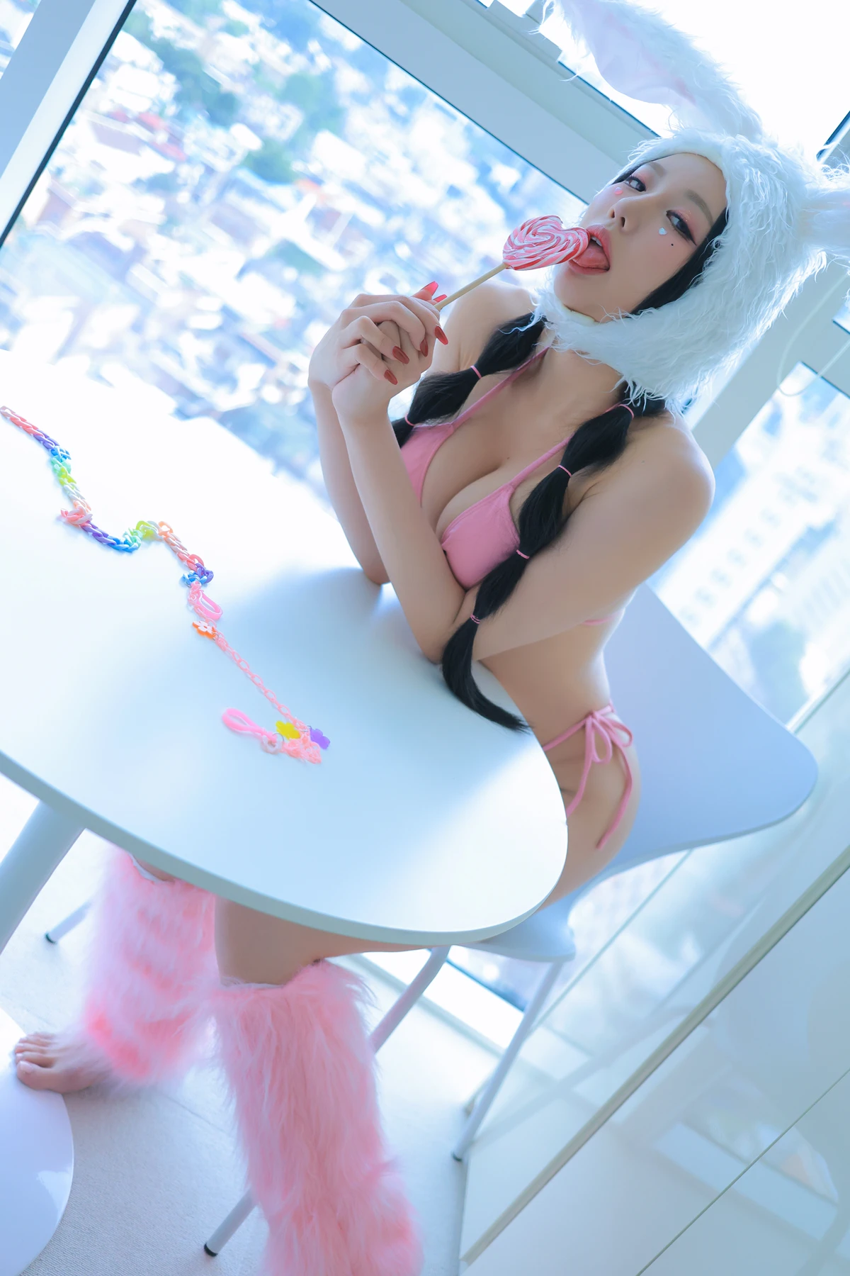 Dongeuran 동그란, PhotoBook 「Naked Bunny」 Set.02の写真 17