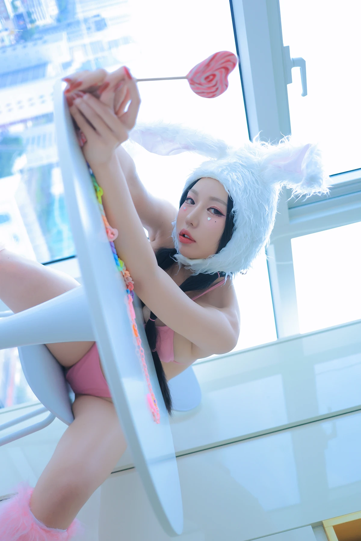 Dongeuran 동그란, PhotoBook 「Naked Bunny」 Set.02の写真 38