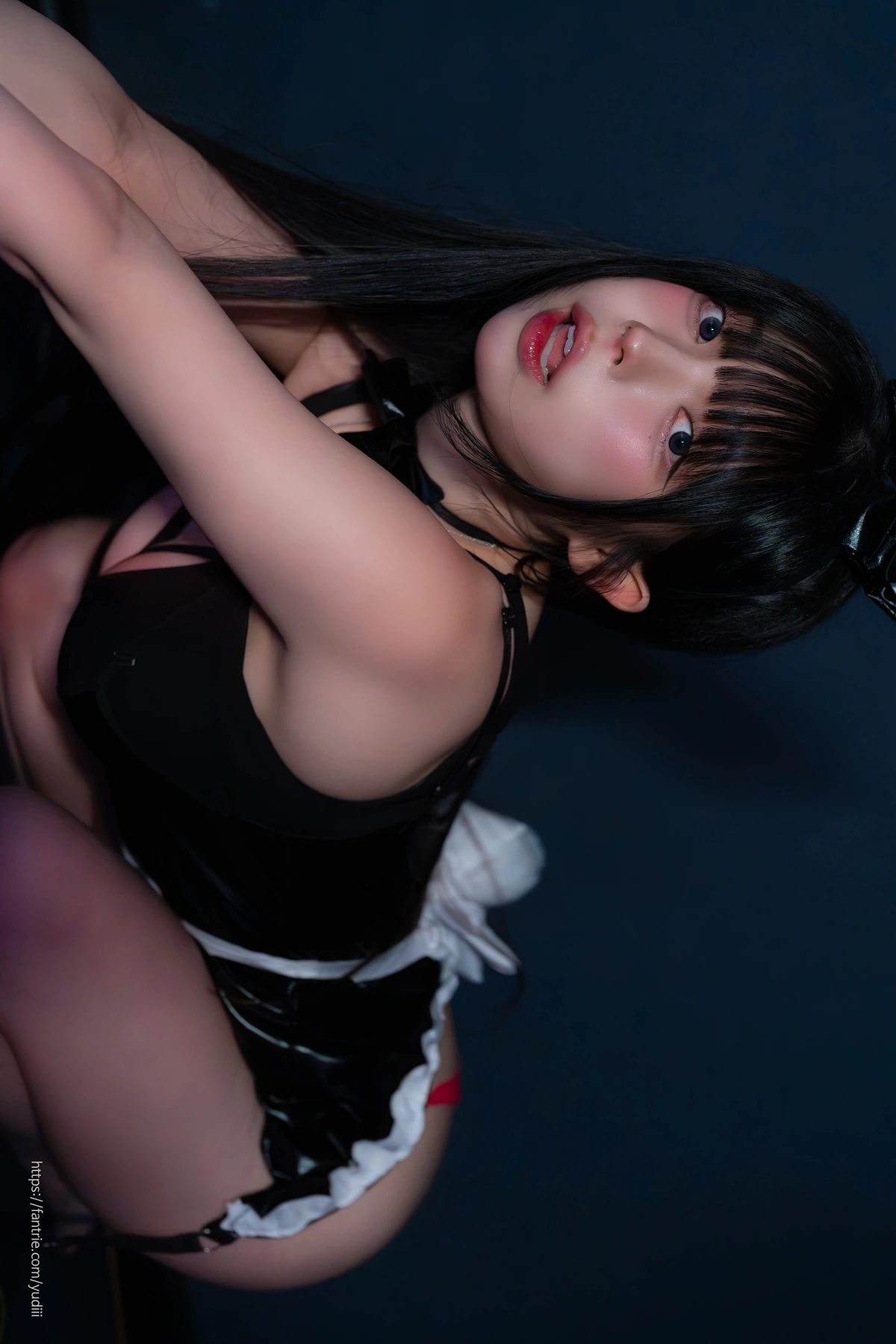 Yudi 유디, PhotoBook 「Black Rabbit」の写真 16