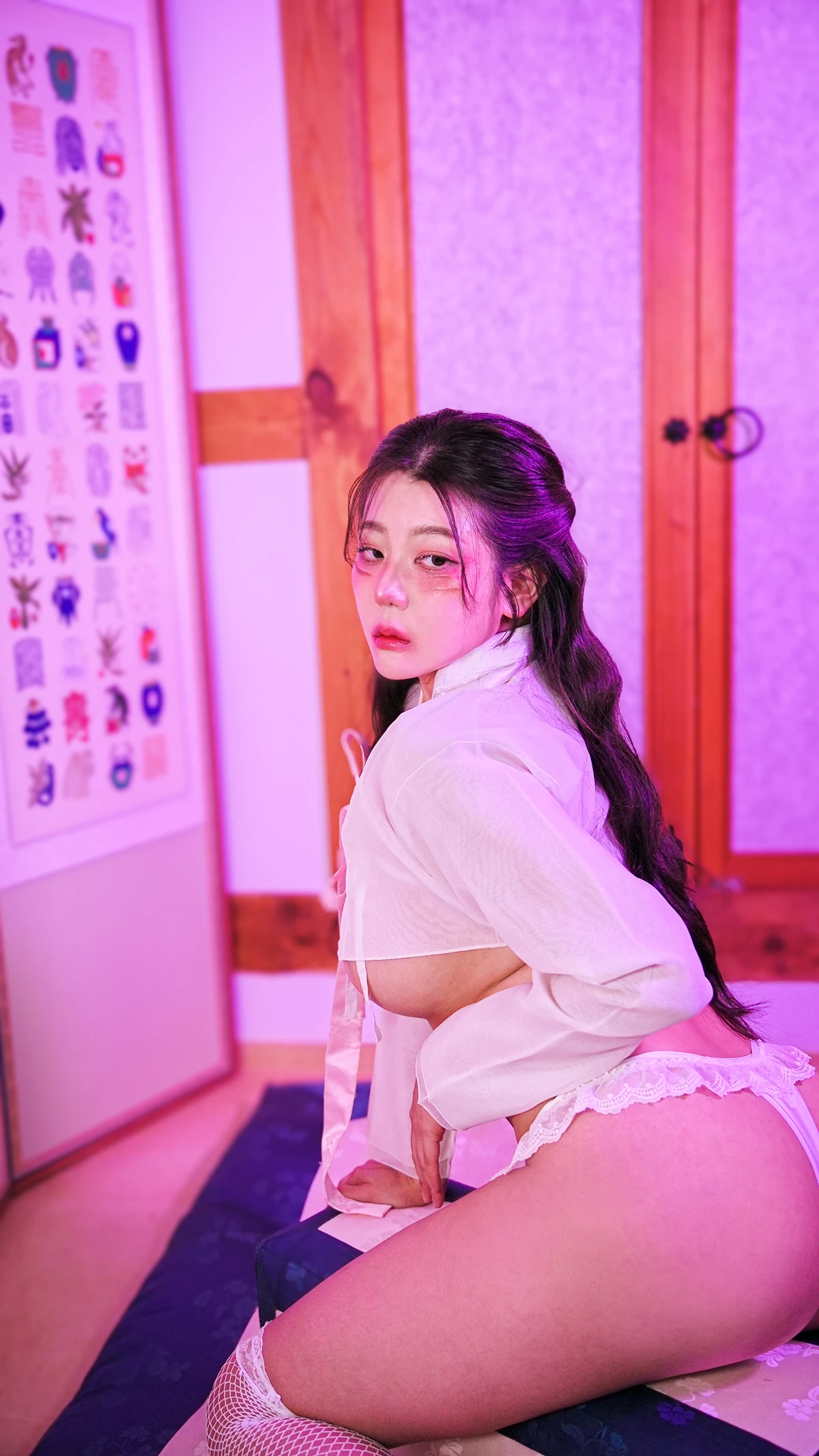 Yuni 유니, PhotoBook 「Gumiho」 Set.02の写真 23