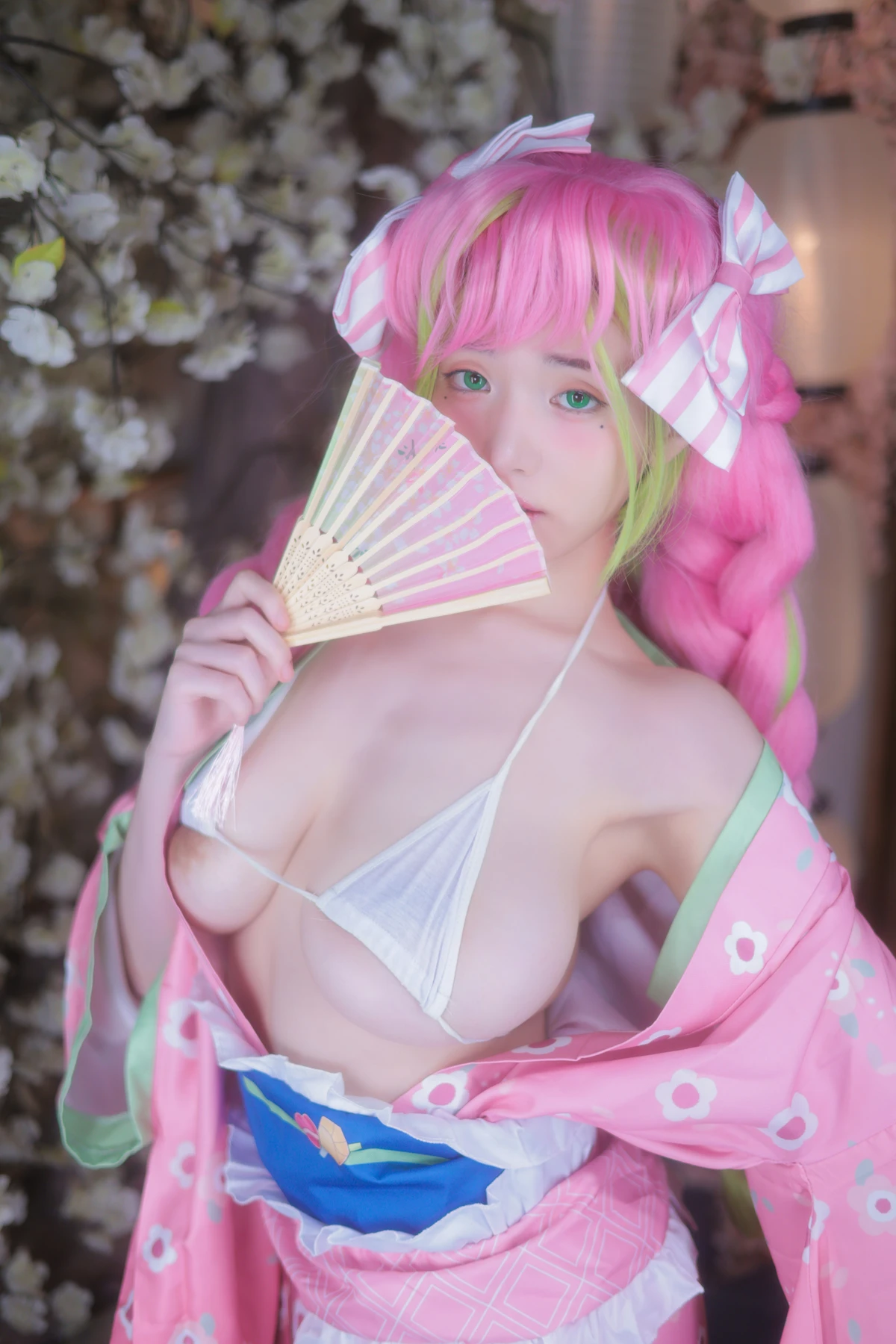 Yeon Woo 연우, Photobook 「MITSURI」 Set.01の写真 11