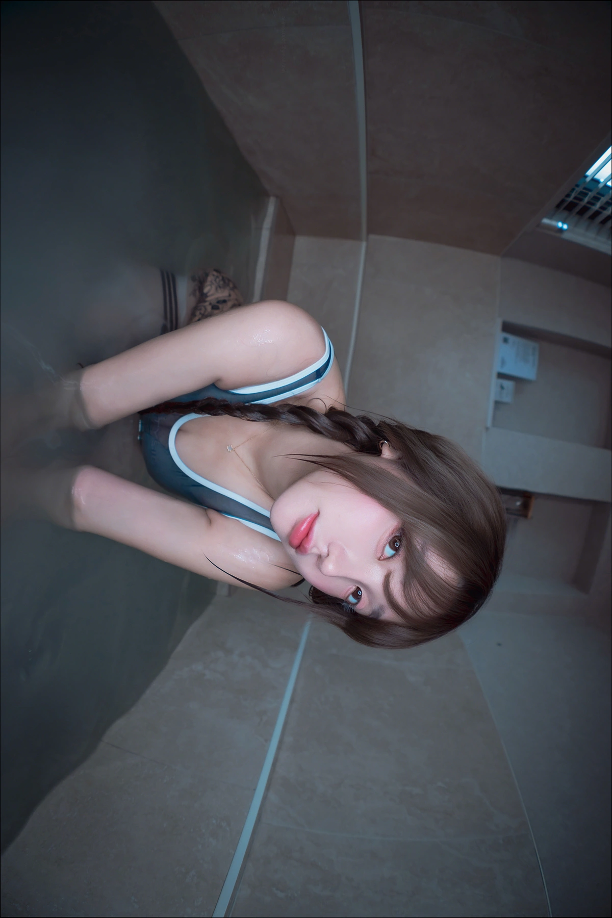 Son Yeeun 손예은, DJAWA 「Swimming Lessons Underwater」 Set.03の写真 3