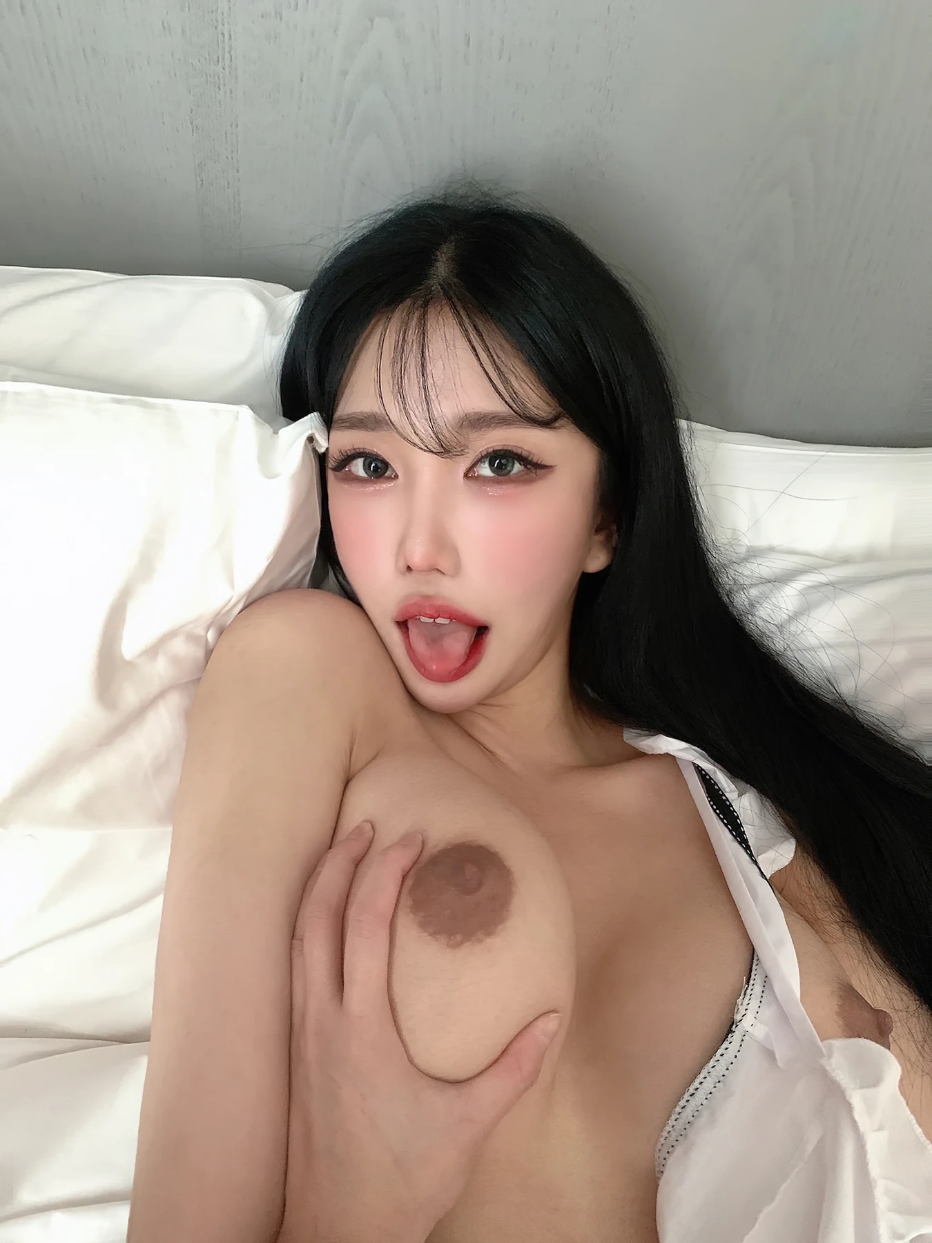Mona 모나, Yunjin 챌이, Moon Night Snap 「You, Me, We」の写真 6