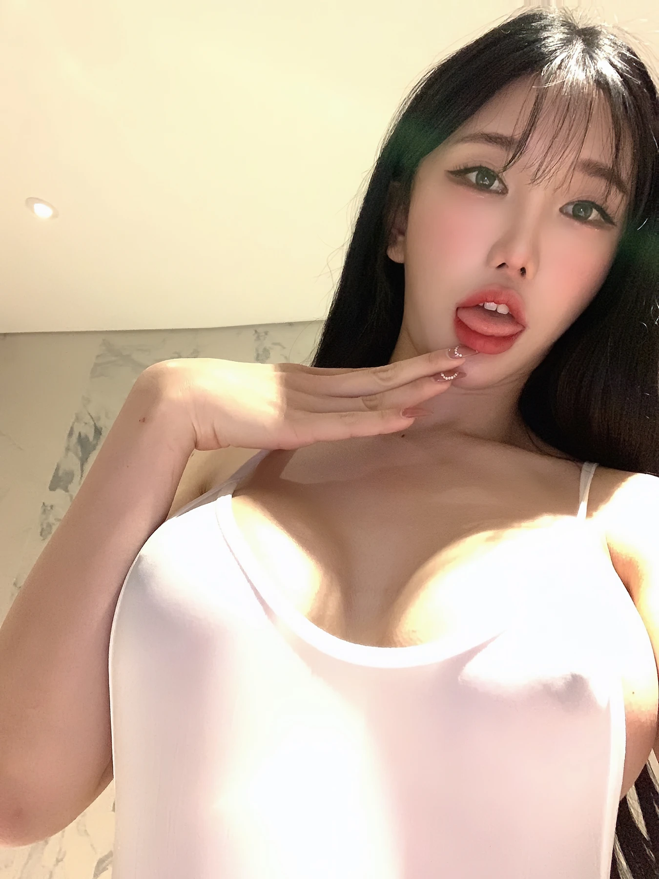 Mona 모나, Yunjin 챌이, Moon Night Snap 「You, Me, We」の写真 29