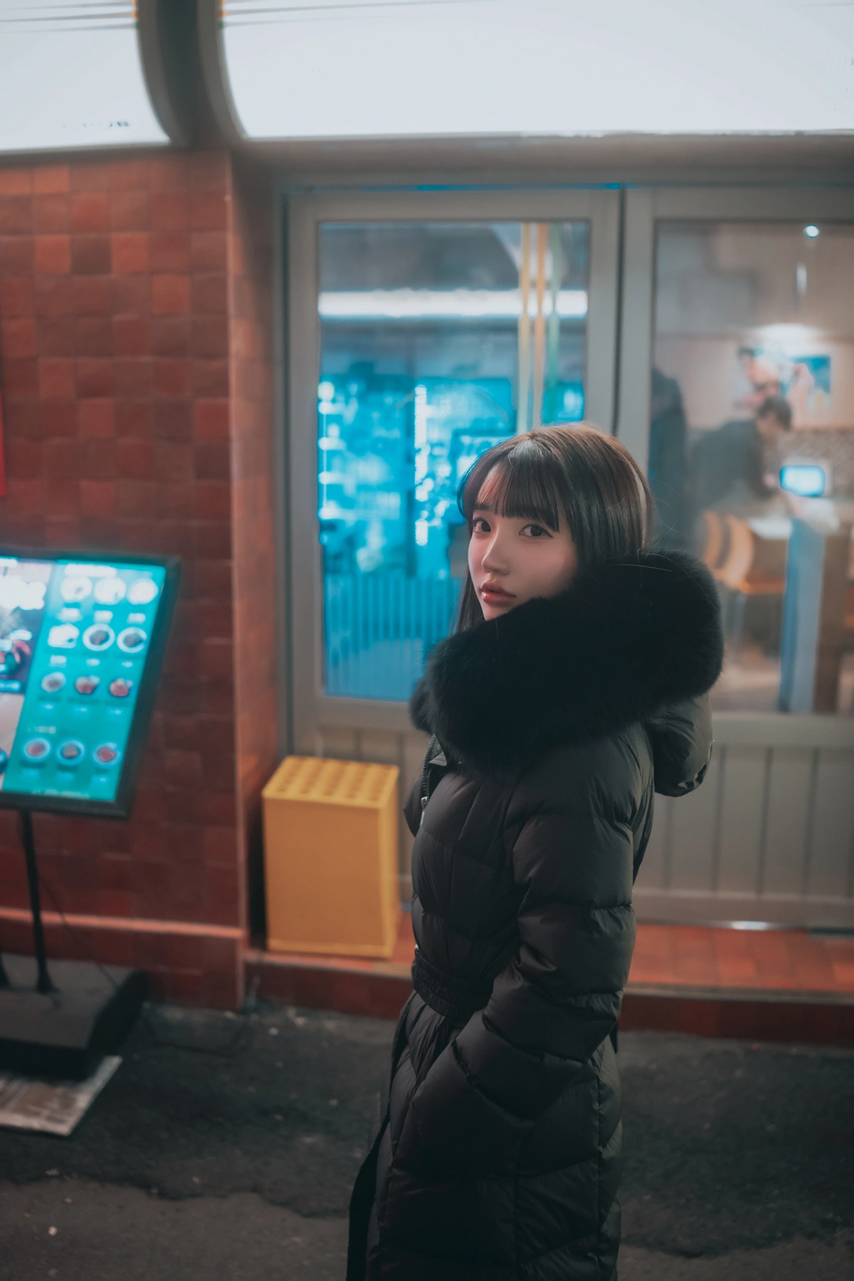 Son Yeeun 손예은, DJAWA 「A Snap of Intimacy Vol.04」 Set.02の写真 9