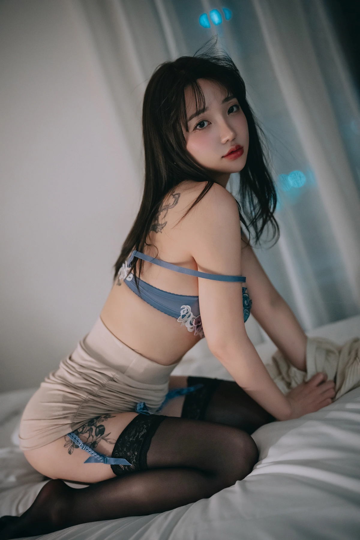 Son Yeeun 손예은, DJAWA 「A Snap of Intimacy Vol.04」 Set.04の写真 12