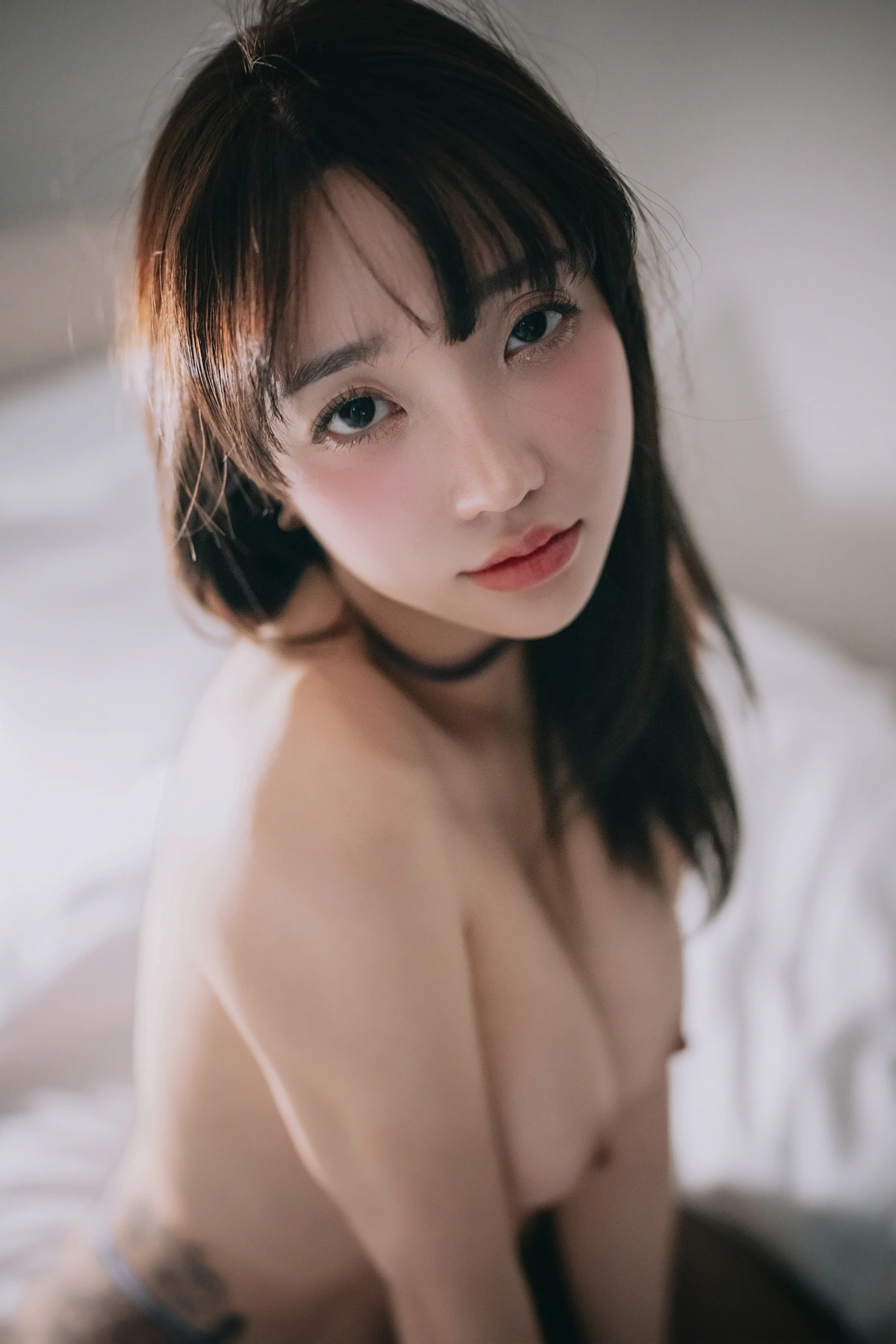 Son Yeeun 손예은, DJAWA 「A Snap of Intimacy Vol.04」 Set.04の写真 38