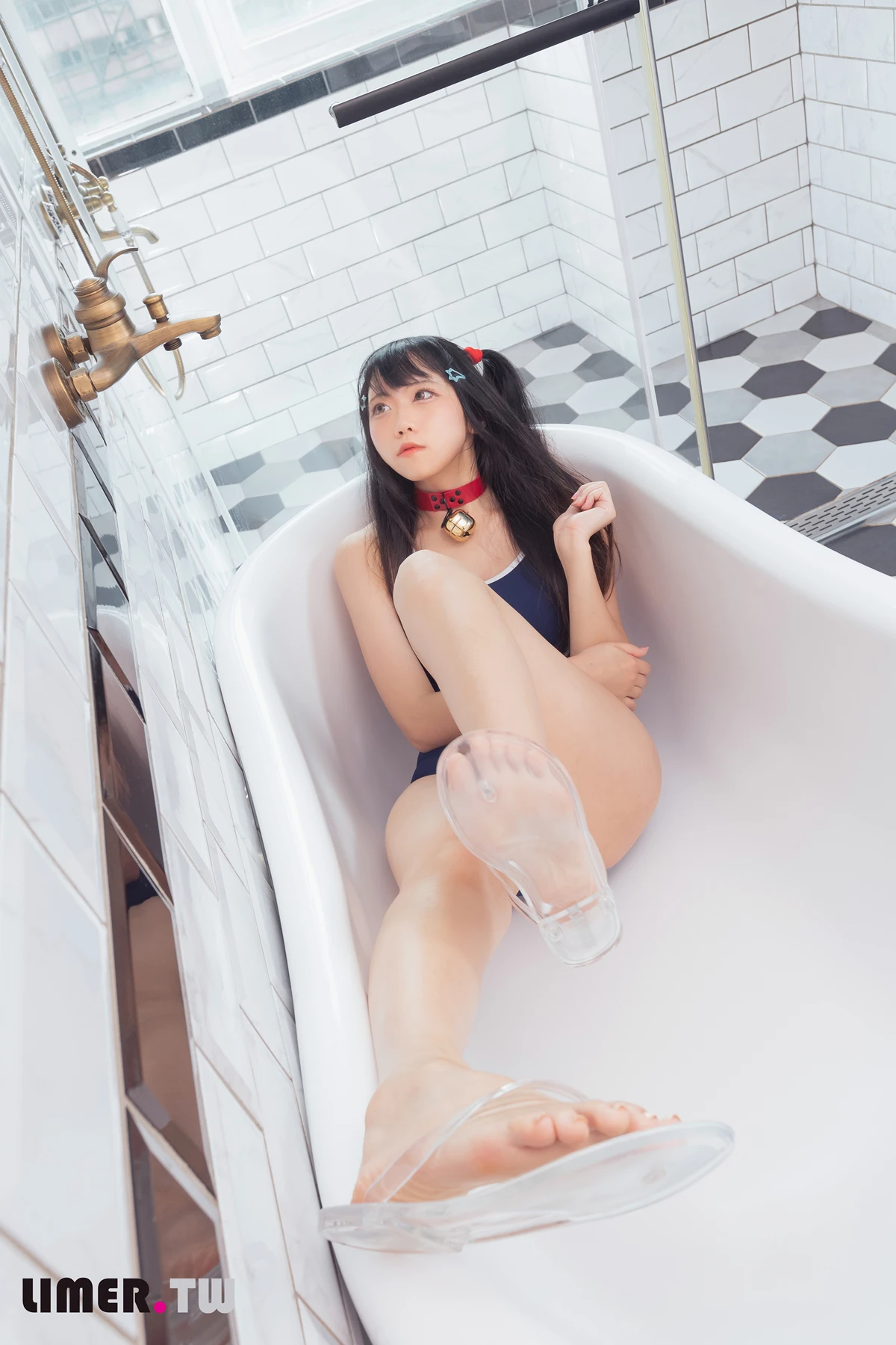 Linnco, Limerence Photobook No.001 Set.01の写真 18