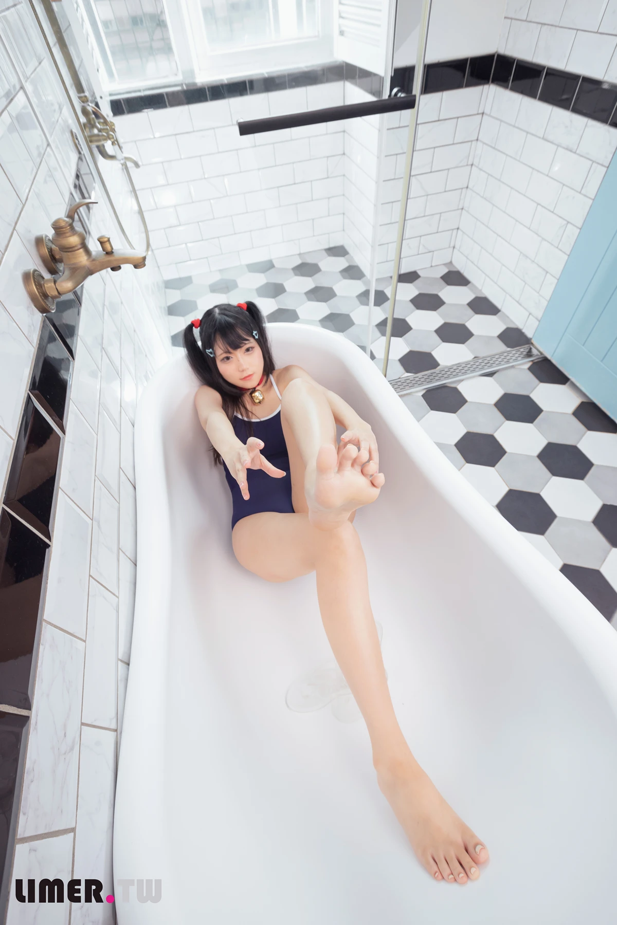 Linnco, Limerence Photobook No.001 Set.01の写真 53