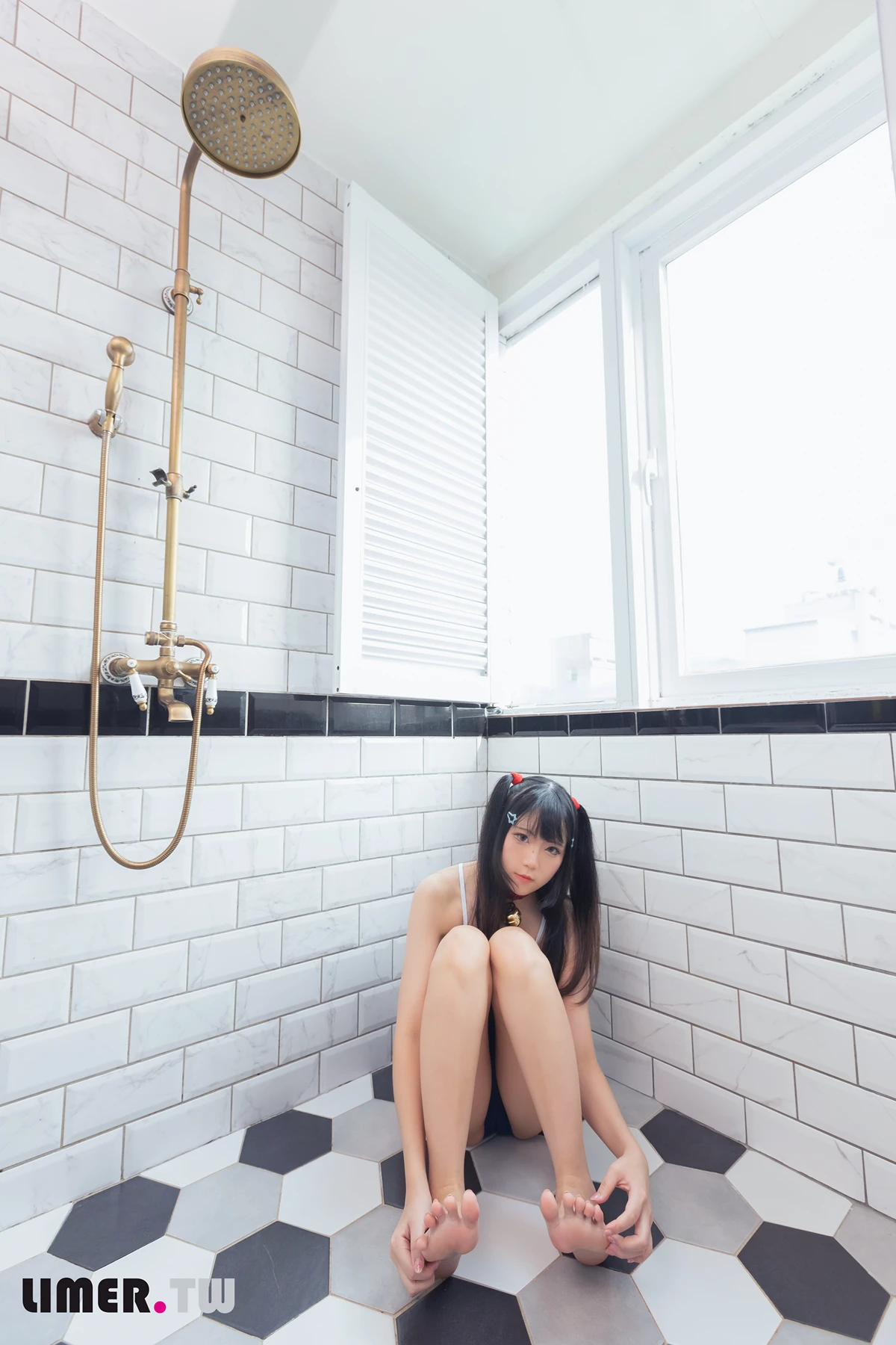 Linnco, Limerence Photobook No.001 Set.02の写真 22
