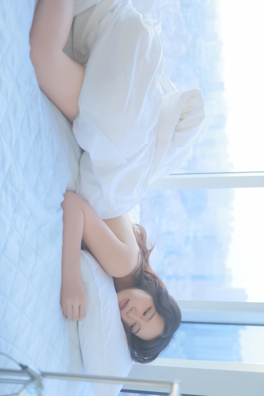 Yeha 예하, Photobook 「First Touch」の写真 3