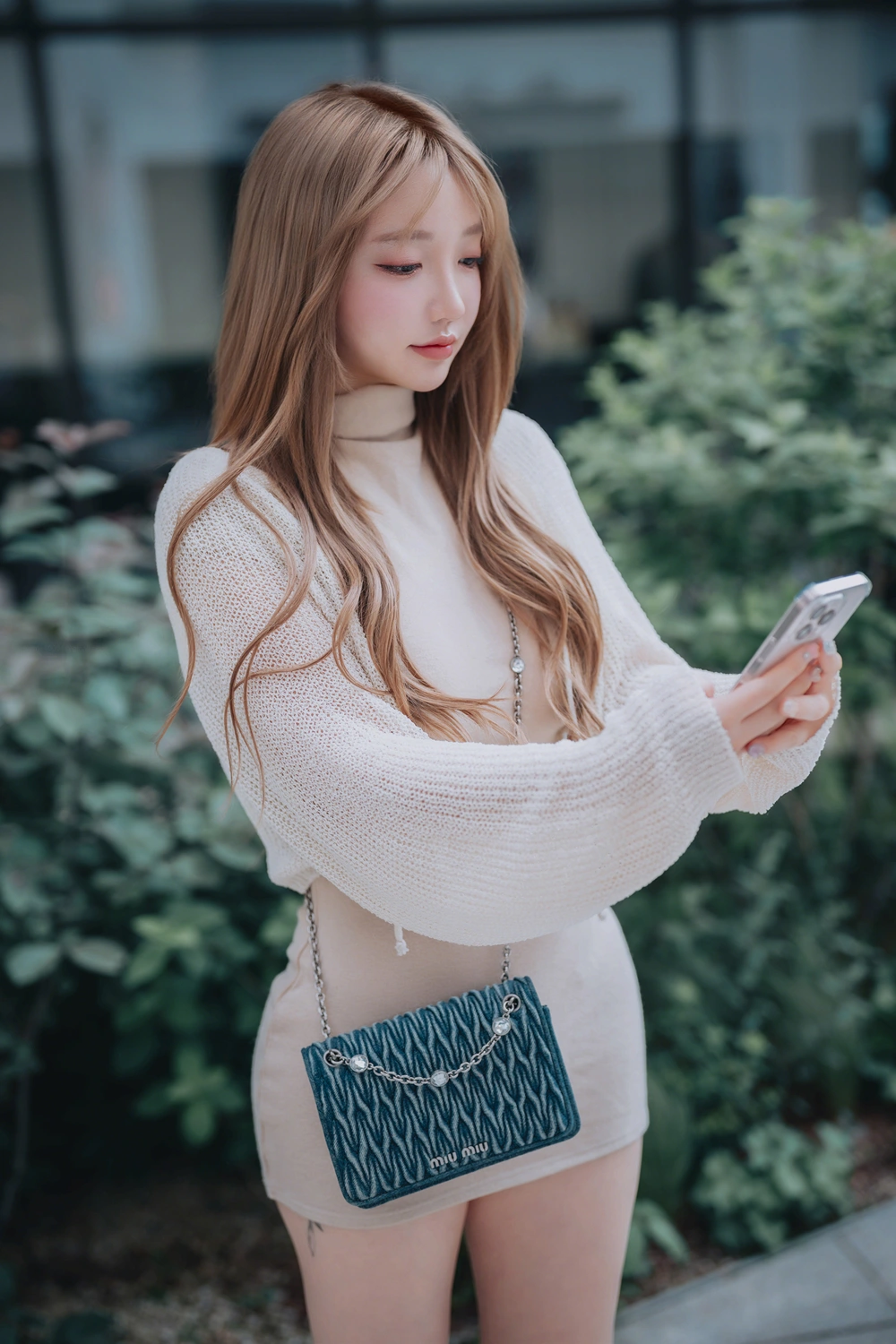 Son Yeeun 손예은, DJAWA 「Happy Solo Birthday」 Set.01の写真 5