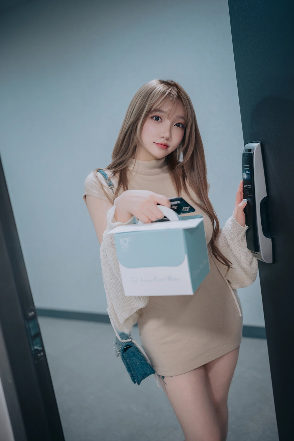 Son Yeeun 손예은, DJAWA 「Happy Solo Birthday」 Set.01の写真 44