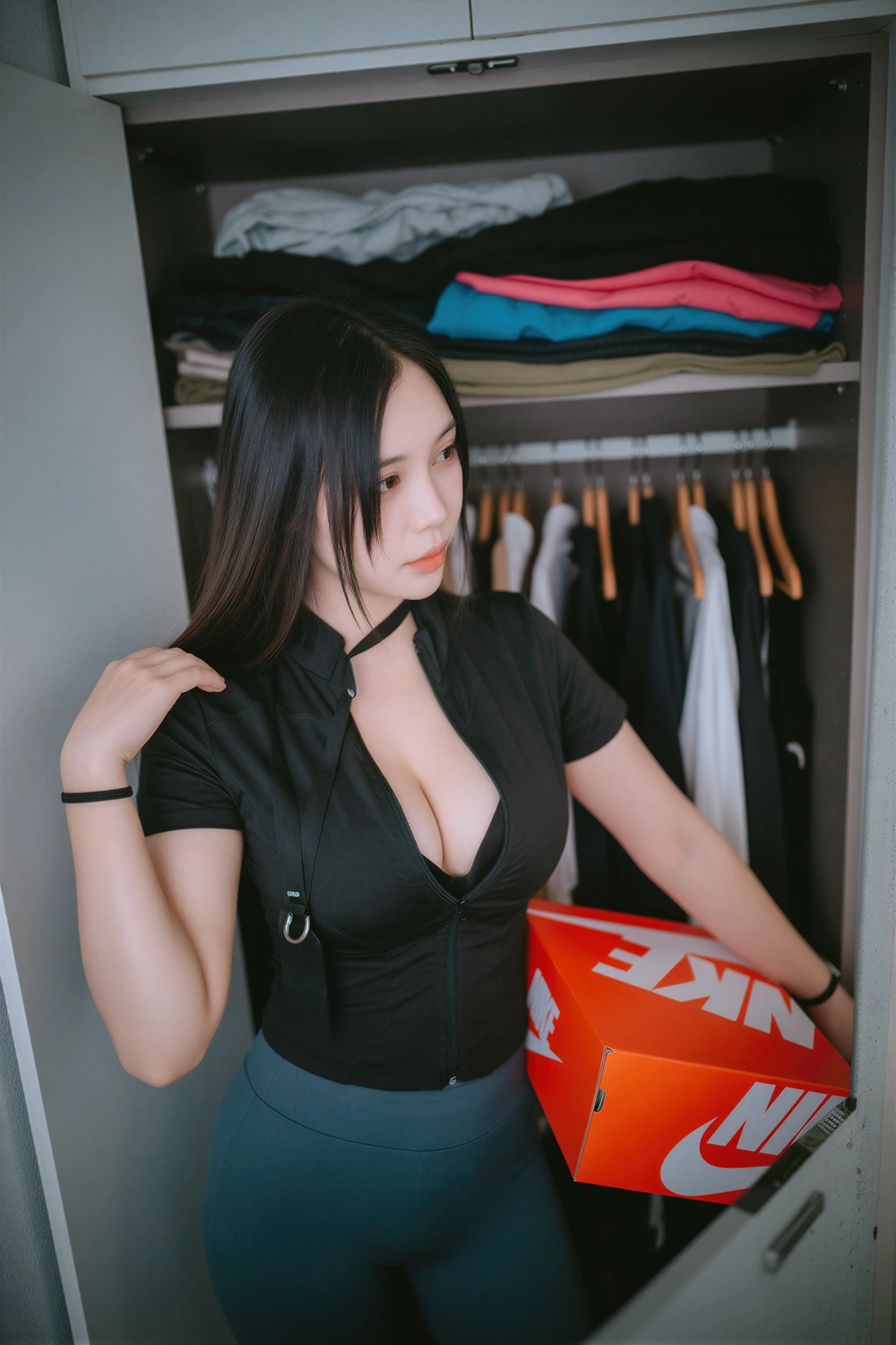 Seoahn 서안 – DJAWA 「What’s Your Size」の写真 7