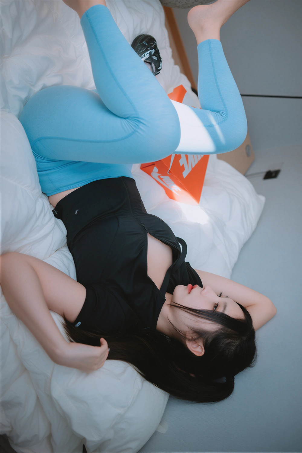 Seoahn 서안 – DJAWA 「What’s Your Size」の写真 21