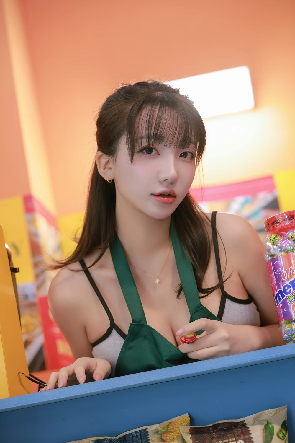 Son Yeeun 손예은 – Photobook 「Night Shift」の写真 11