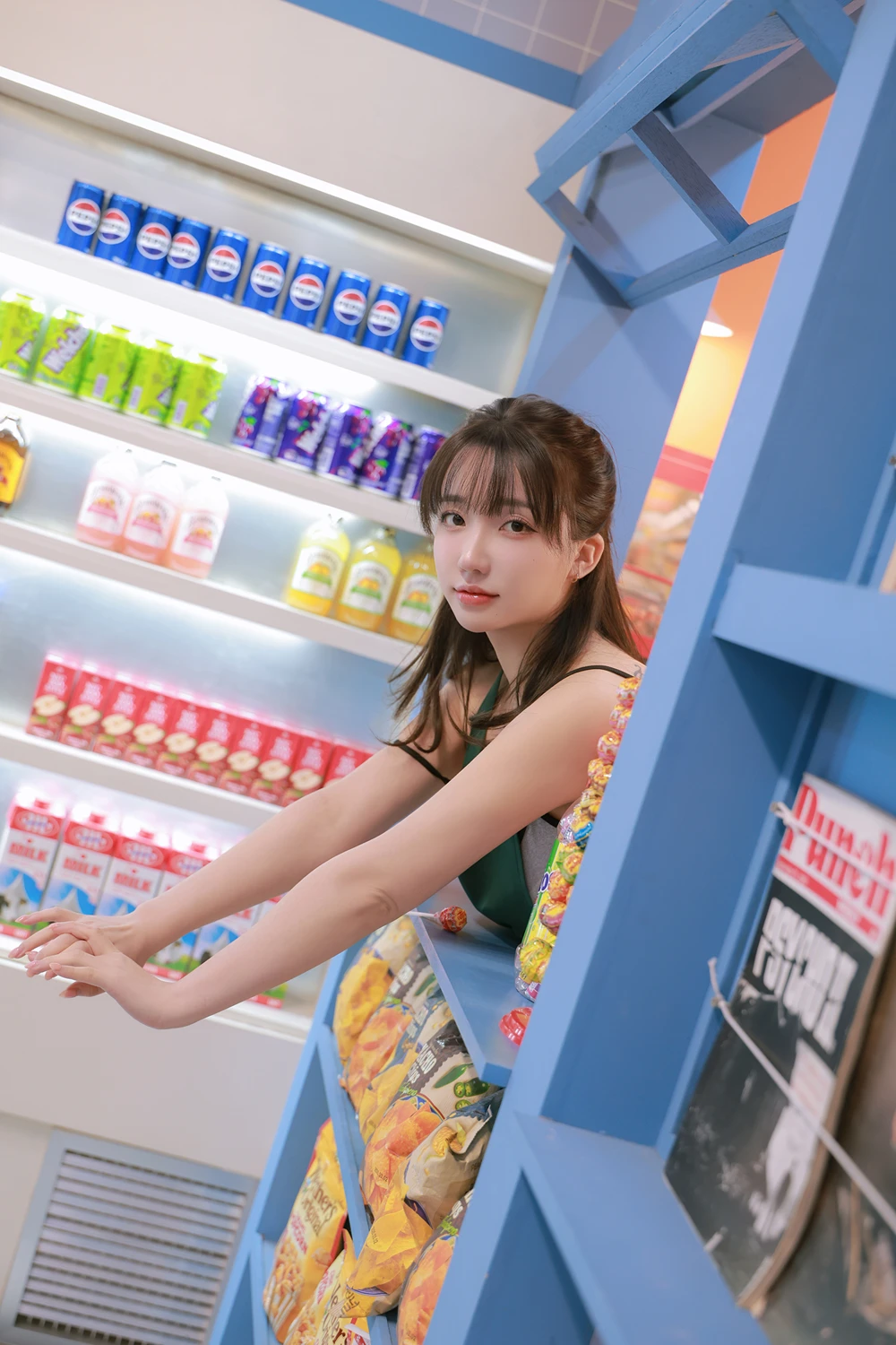 Son Yeeun 손예은 – Photobook 「Night Shift」の写真 13