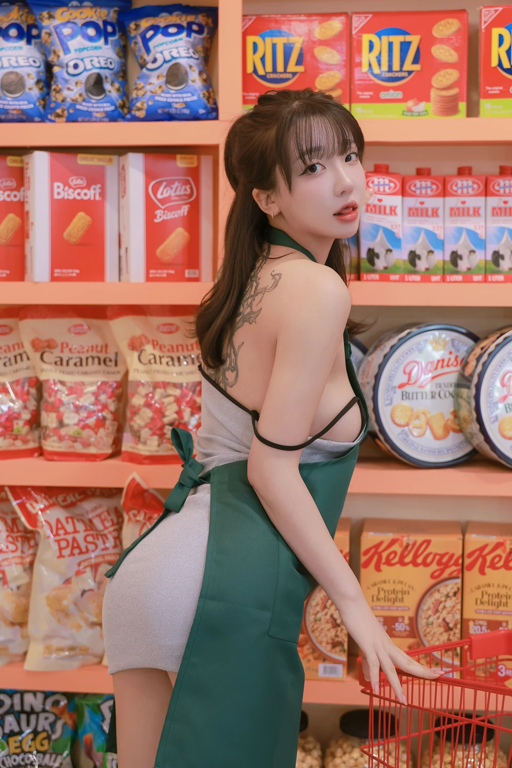 Son Yeeun 손예은 – Photobook 「Night Shift」の写真 28