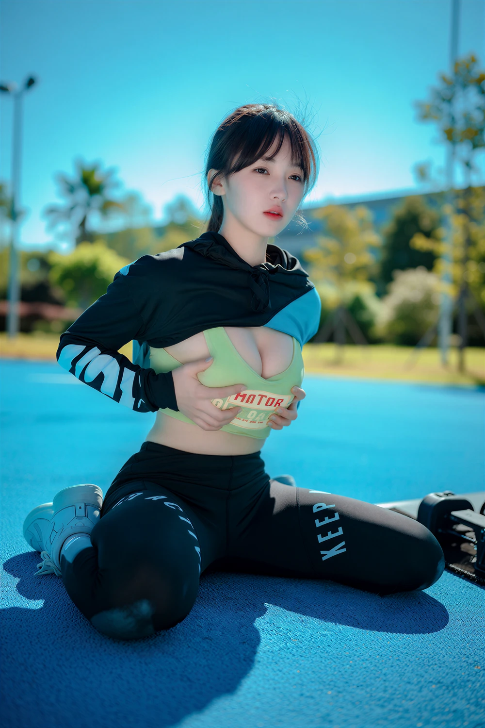 Hendoong 혠둥이 – DJAWA 「Loose and Tight Jade Blue」の写真 2