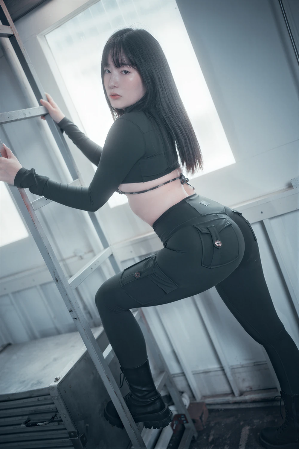 PIA 피아 – DJAWA 「Loose and Tight Combat Green & Camo」の写真 36