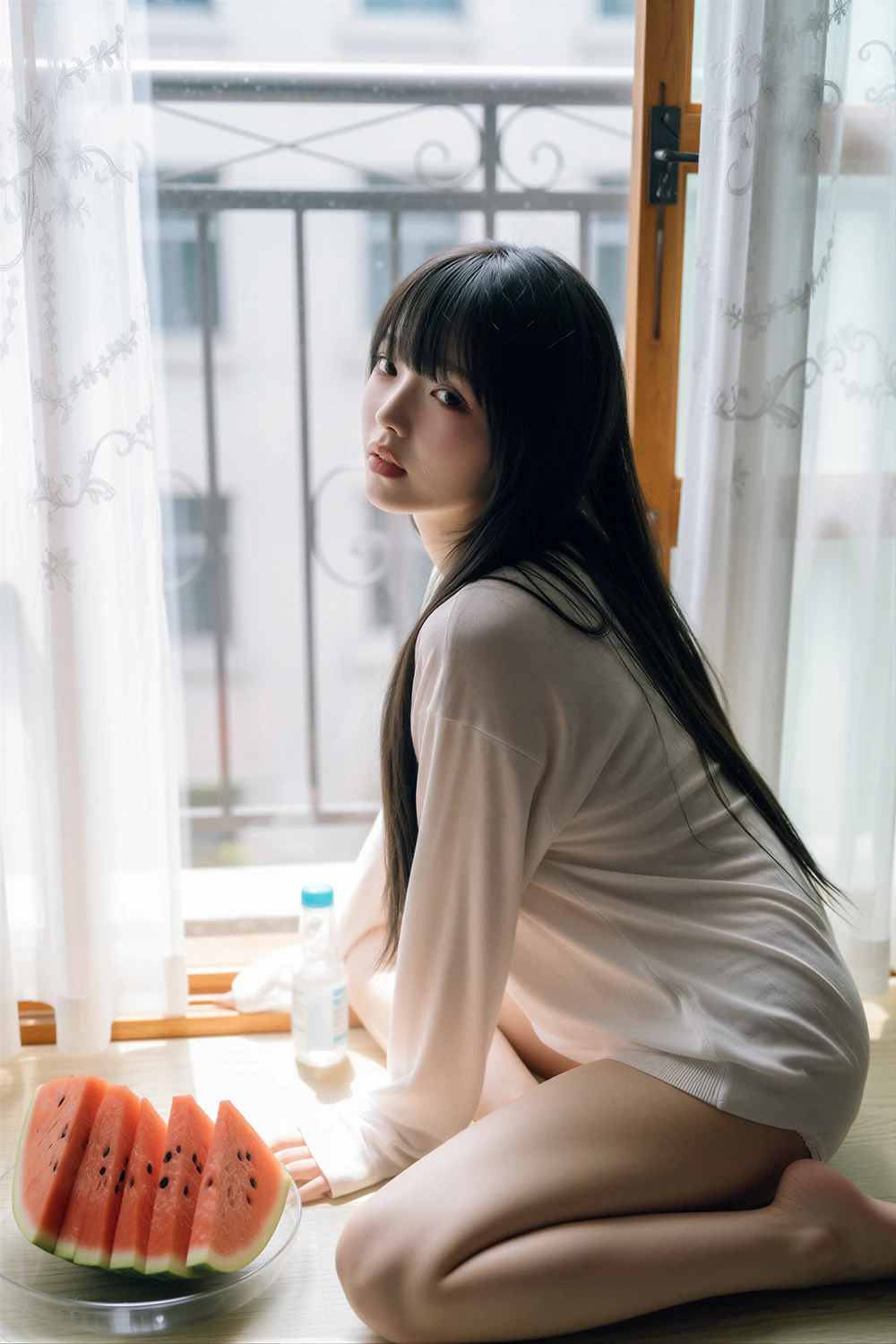 Yun Gae-gul 윤개굴 – Herovia 「Summer Sunshine」の写真 3