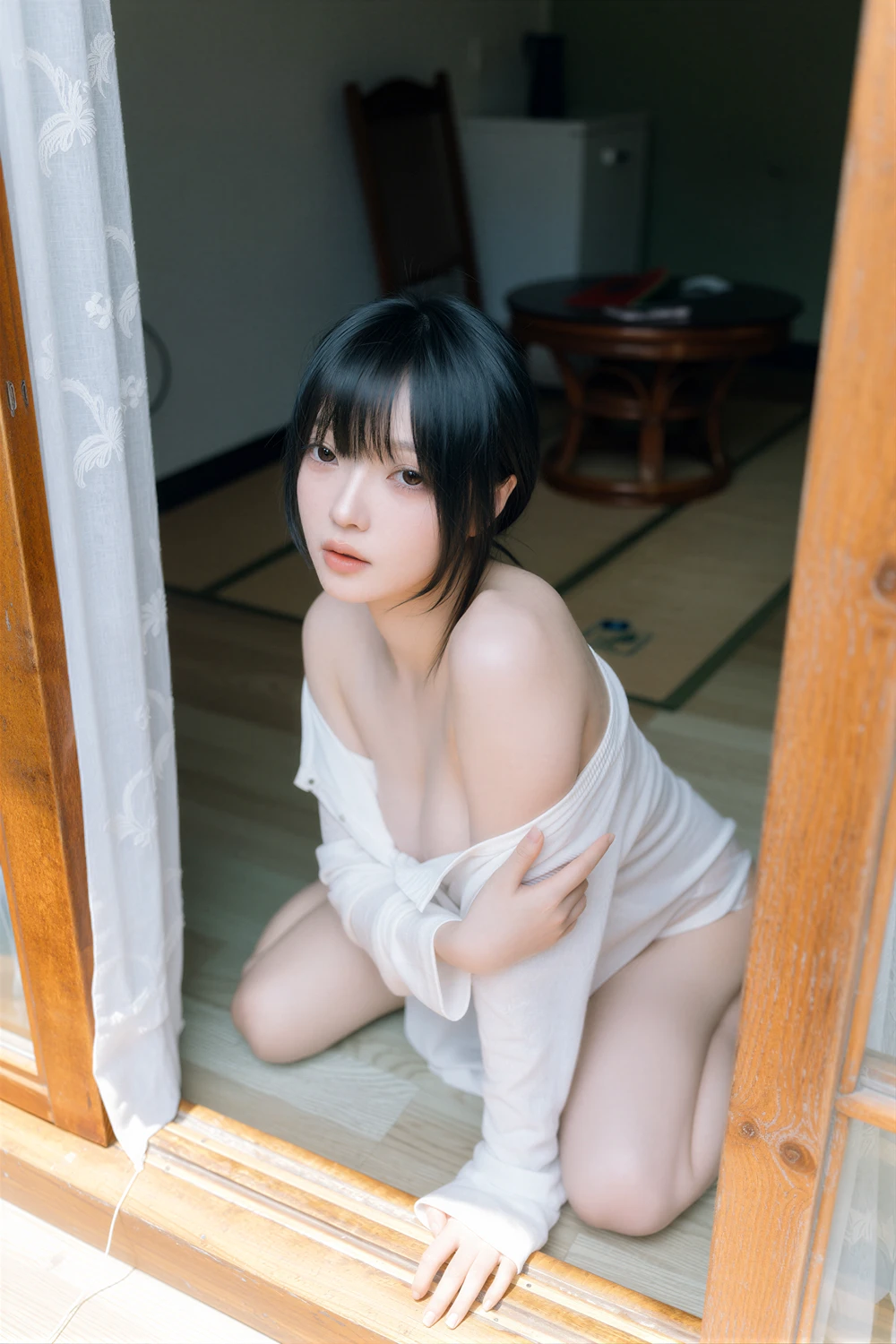 Yun Gae-gul 윤개굴 – Herovia 「Summer Sunshine」の写真 31