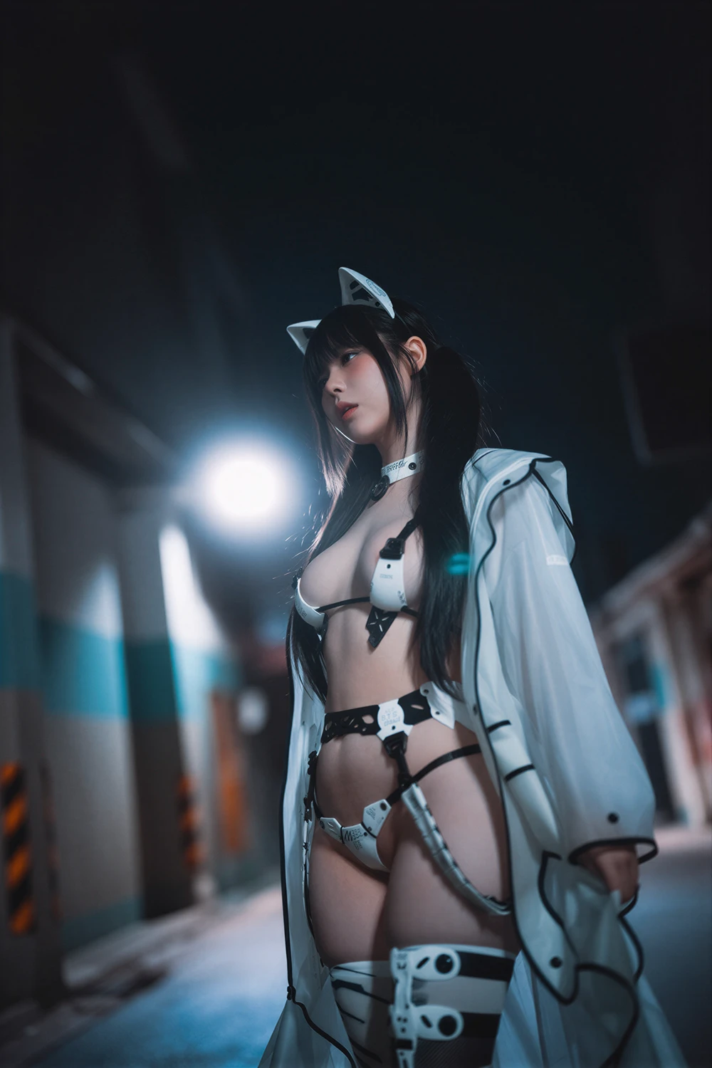 Yudi 유디 – DJAWA 「Nightcrawler Cybercat」の写真 11