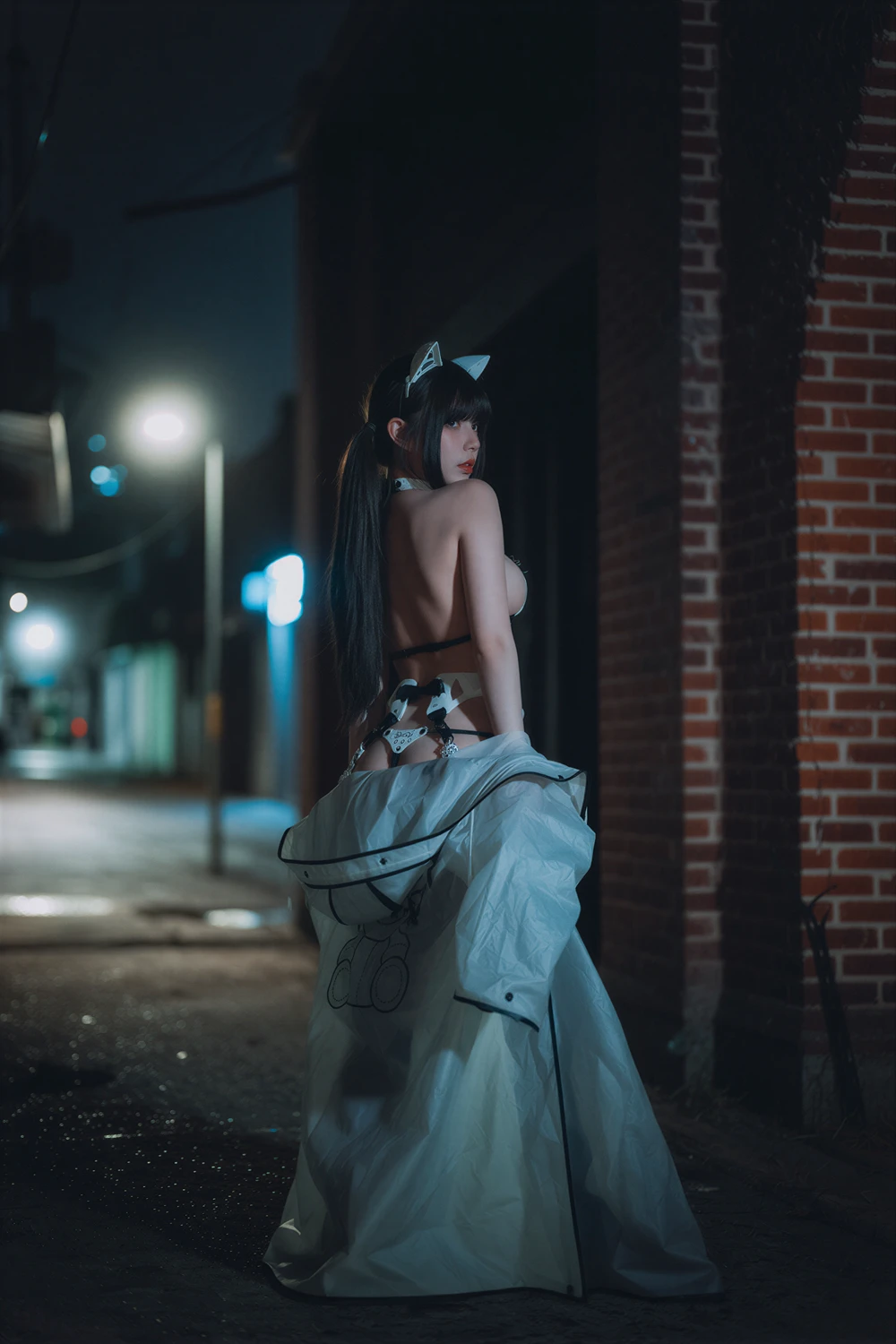 Yudi 유디 – DJAWA 「Nightcrawler Cybercat」の写真 14