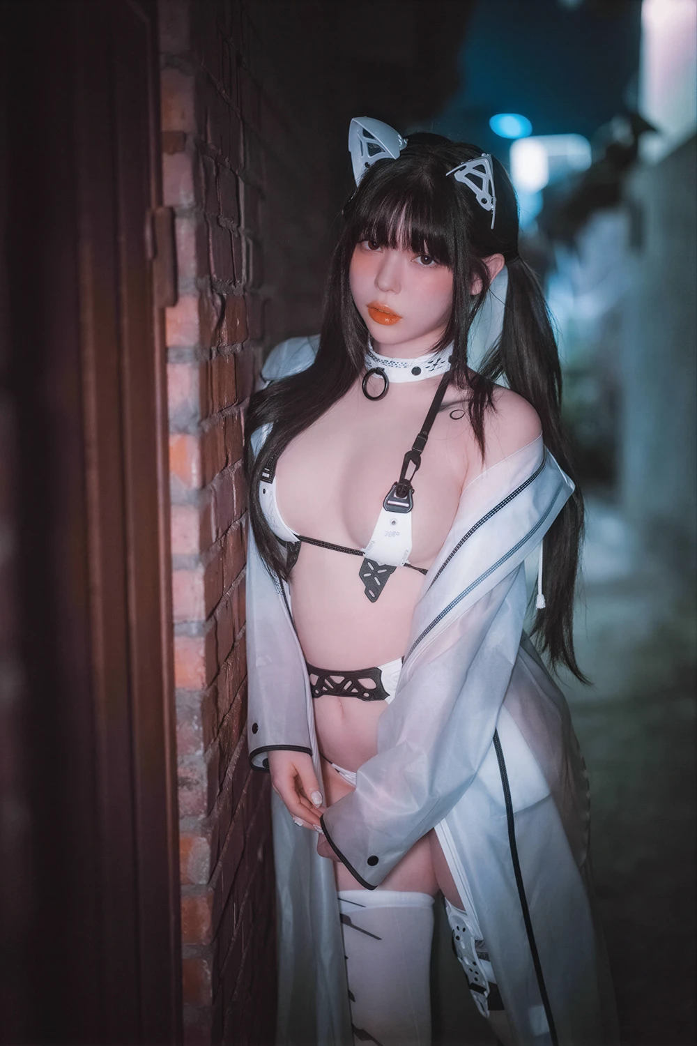 Yudi 유디 – DJAWA 「Nightcrawler Cybercat」の写真 19