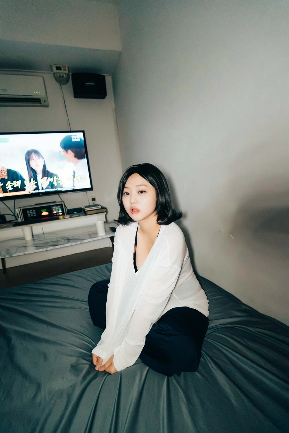EunWoo 은우 – Haivia Photobook 「Video Room」の写真 8