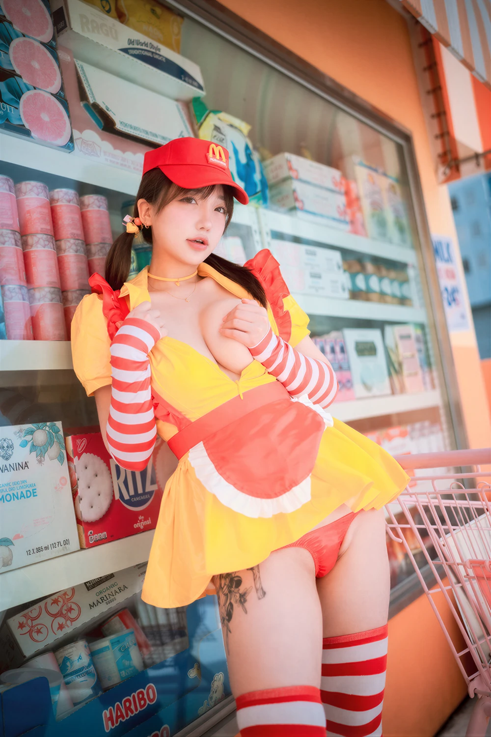 Son Yeeun 손예은 – DJAWA 「McDonald’s Girl」の写真 18