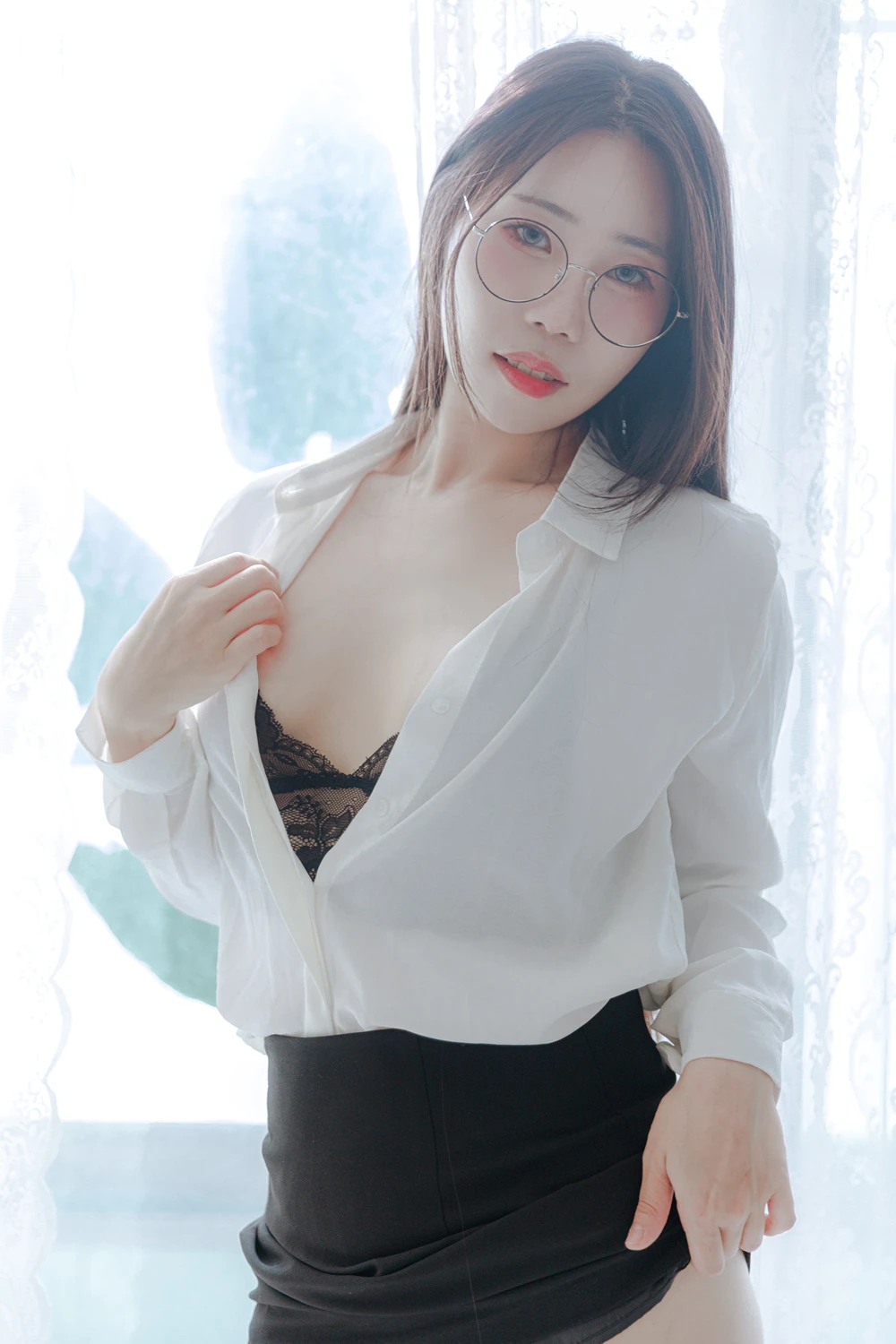 EUN 은 – Porrinn 「Office Girl」の写真 10