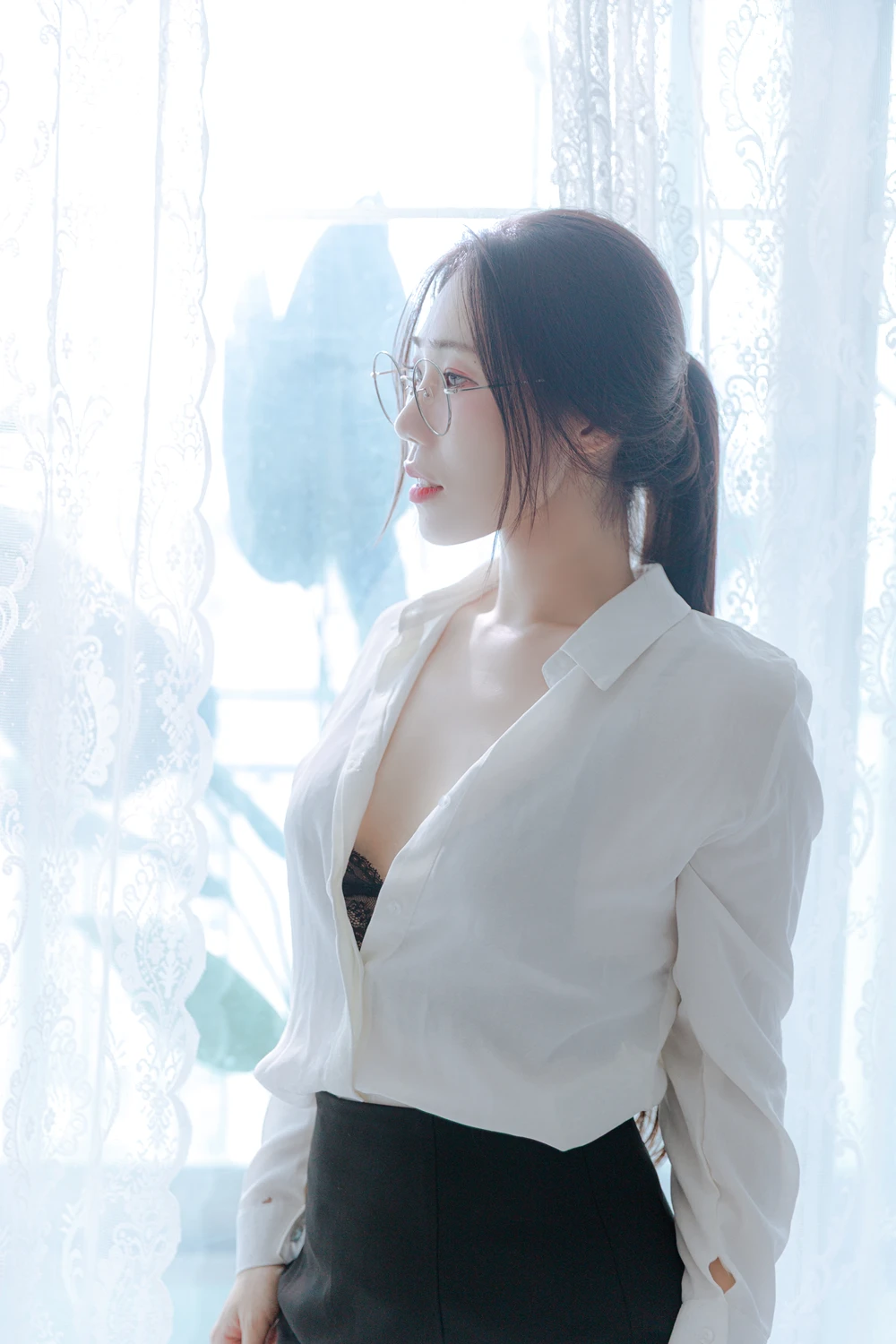 EUN 은 – Porrinn 「Office Girl」の写真 11