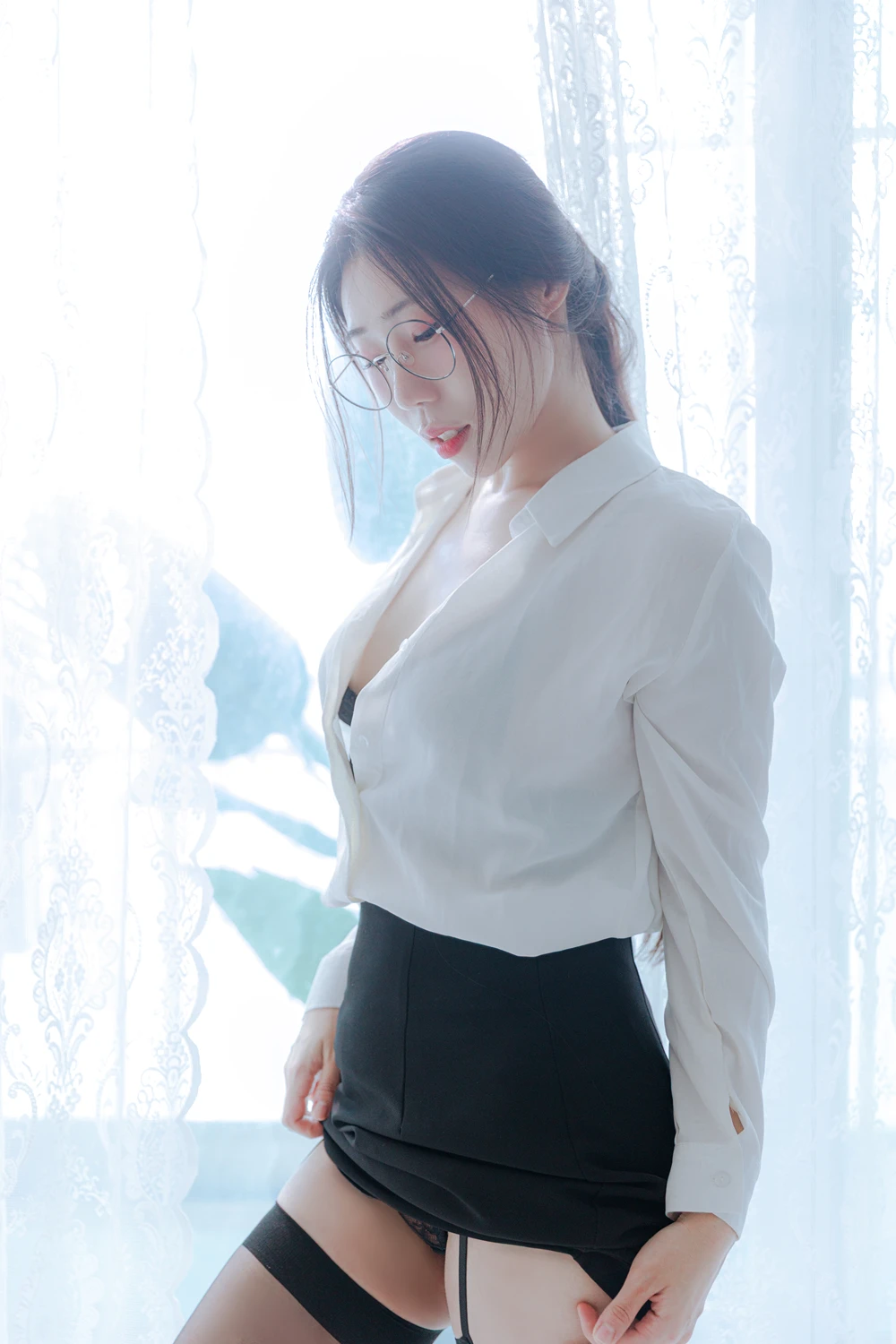 EUN 은 – Porrinn 「Office Girl」の写真 12