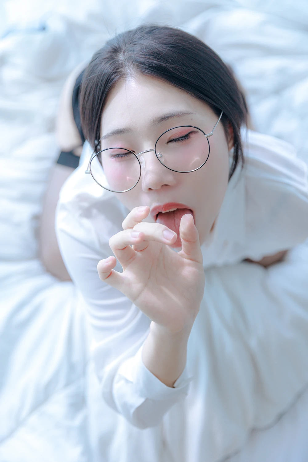 EUN 은 – Porrinn 「Office Girl」の写真 24