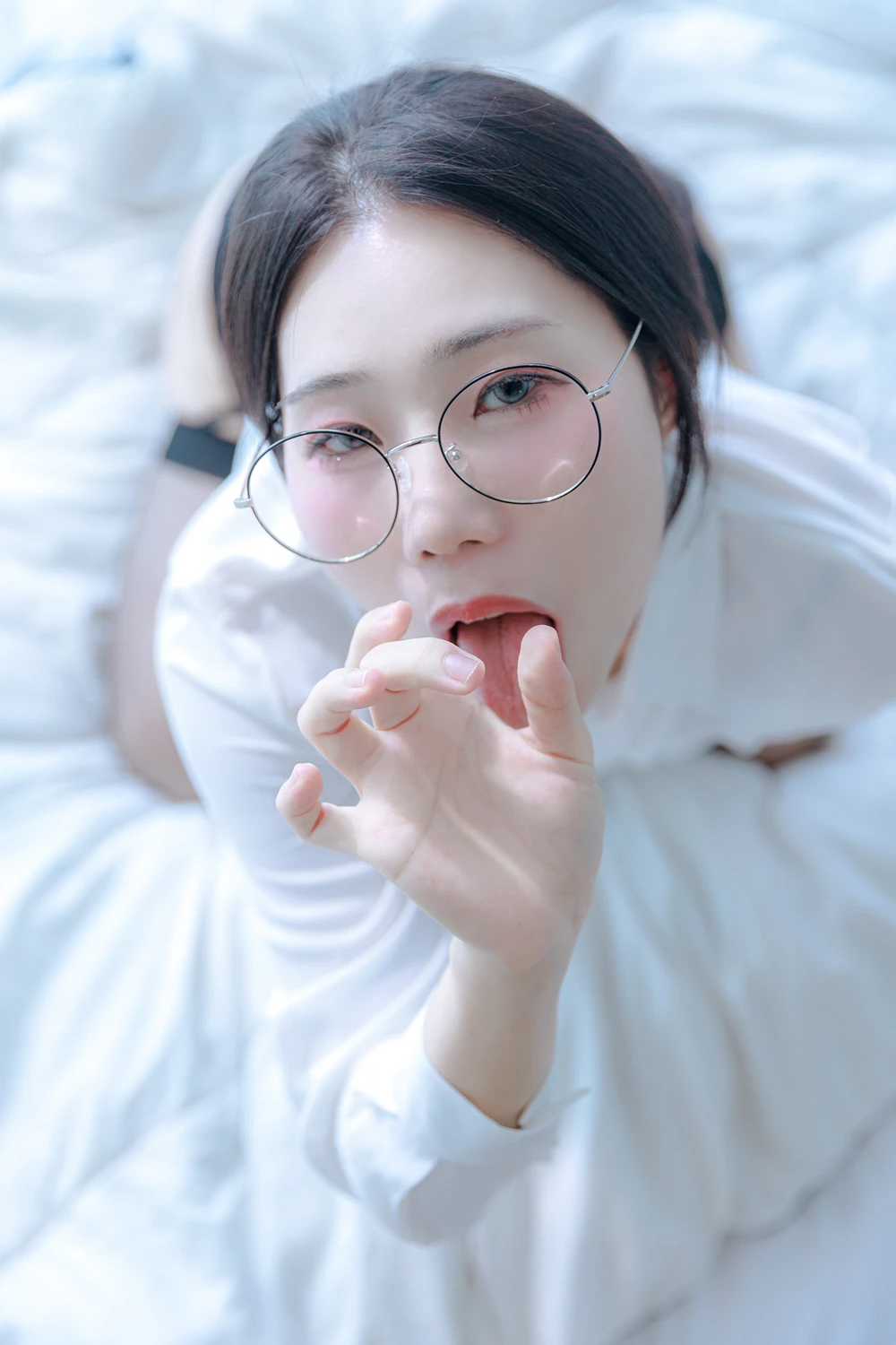 EUN 은 – Porrinn 「Office Girl」の写真 25