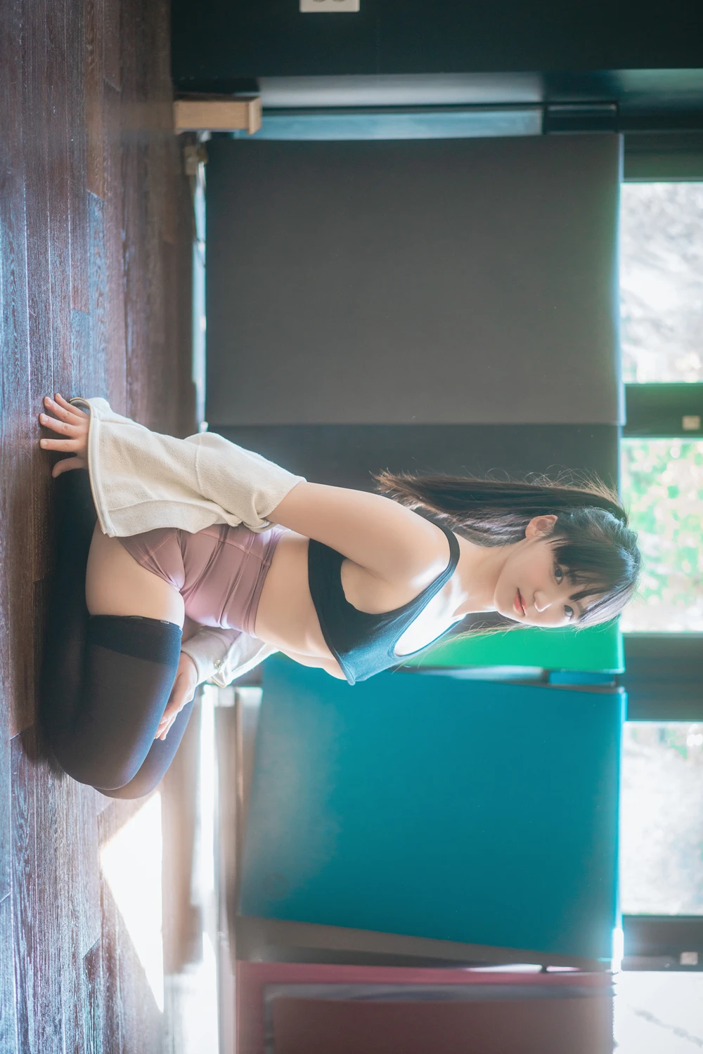 Hendoong 혠둥이 – DJAWA 「Loose and Tight – Relief and Relax」の写真 19