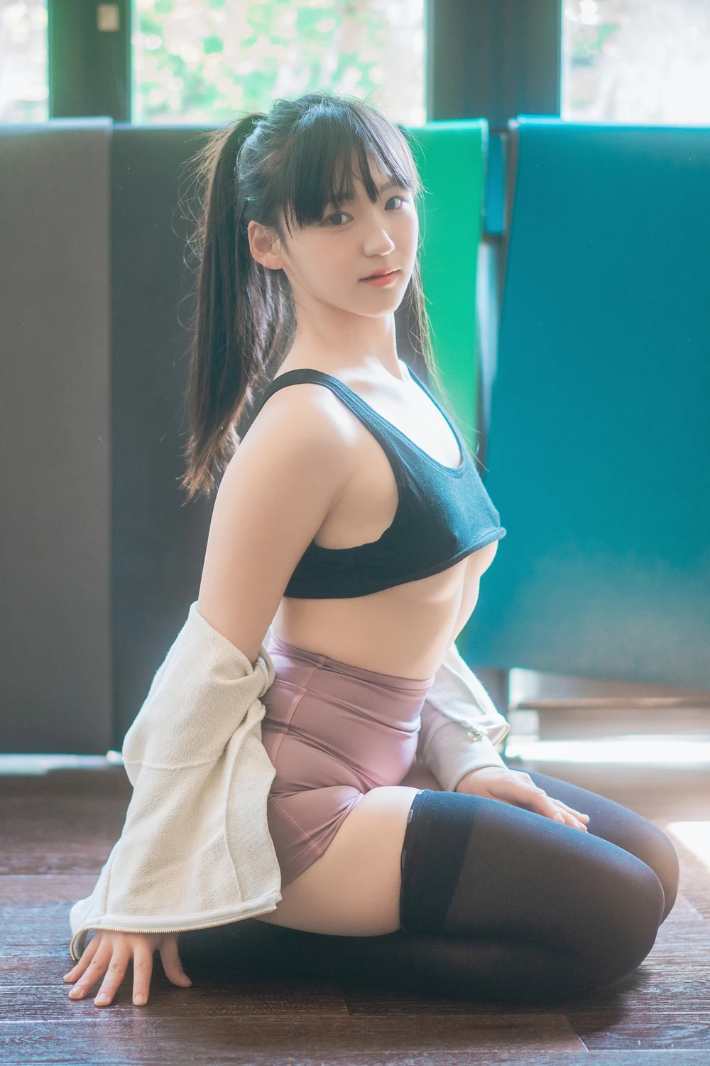 Hendoong 혠둥이 – DJAWA 「Loose and Tight – Relief and Relax」の写真 20