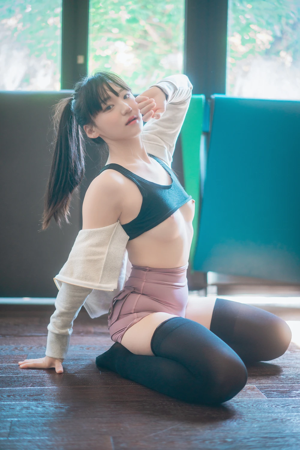 Hendoong 혠둥이 – DJAWA 「Loose and Tight – Relief and Relax」の写真 21